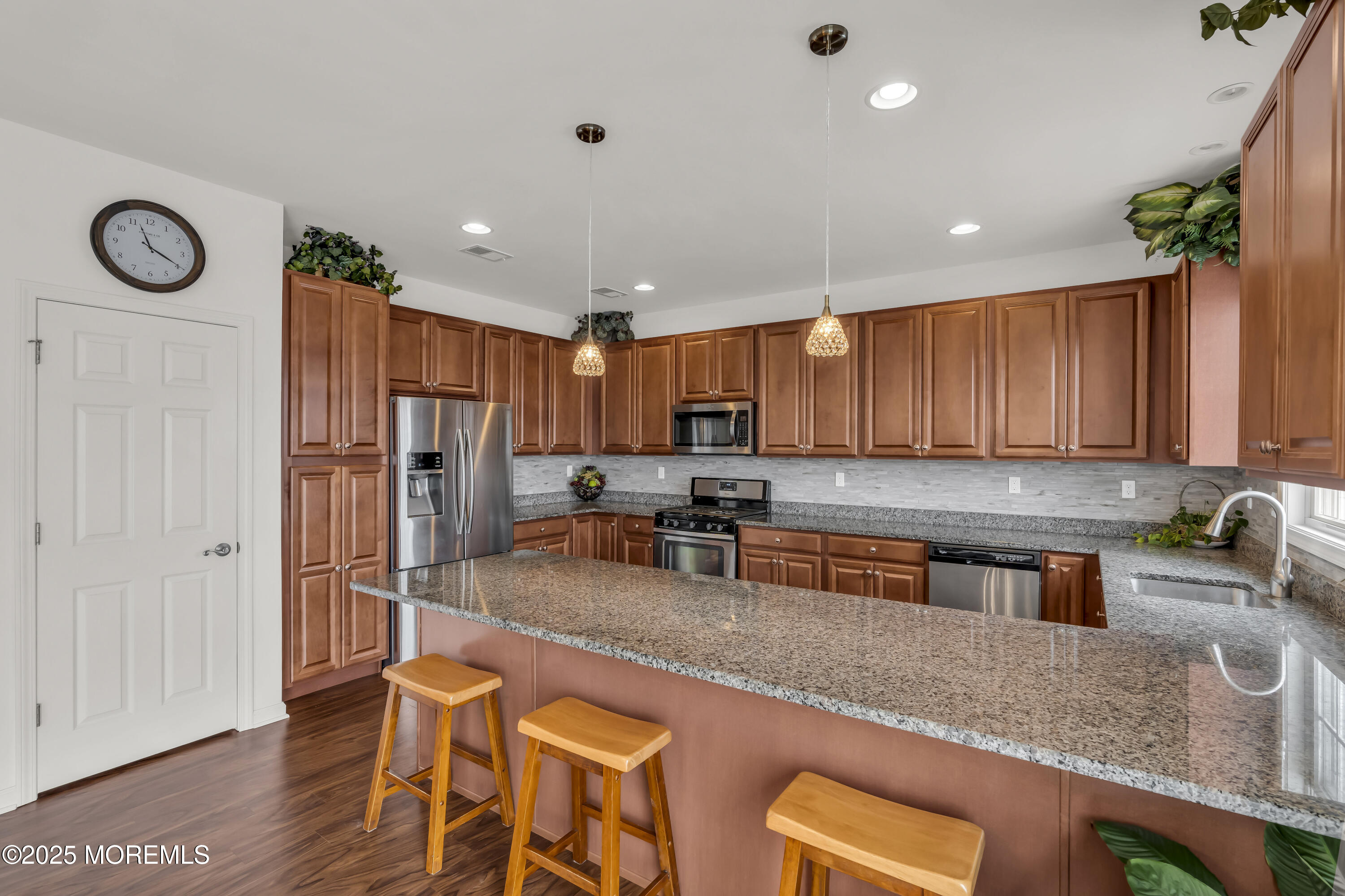 1099 Mill Creek