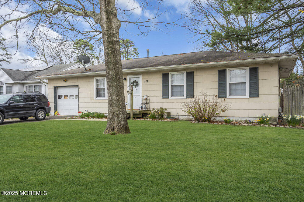 117 Bowsprit Road