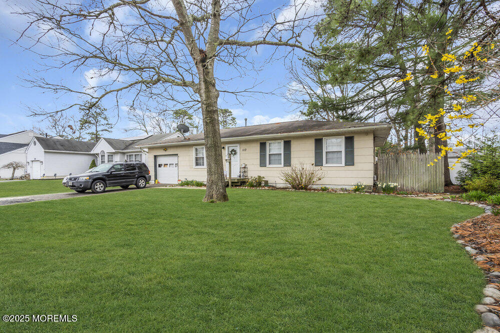 117 Bowsprit Road