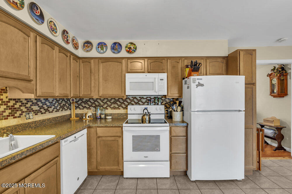 117 Bowsprit Road