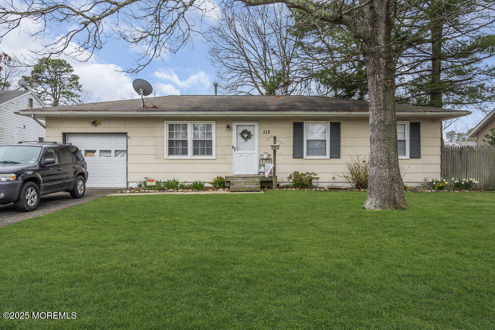 117 Bowsprit Road
