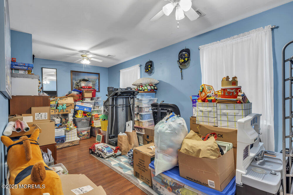 117 Bowsprit Road