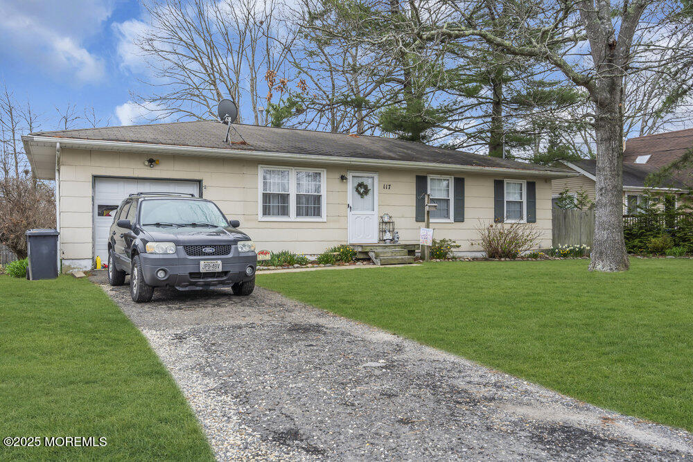 117 Bowsprit Road
