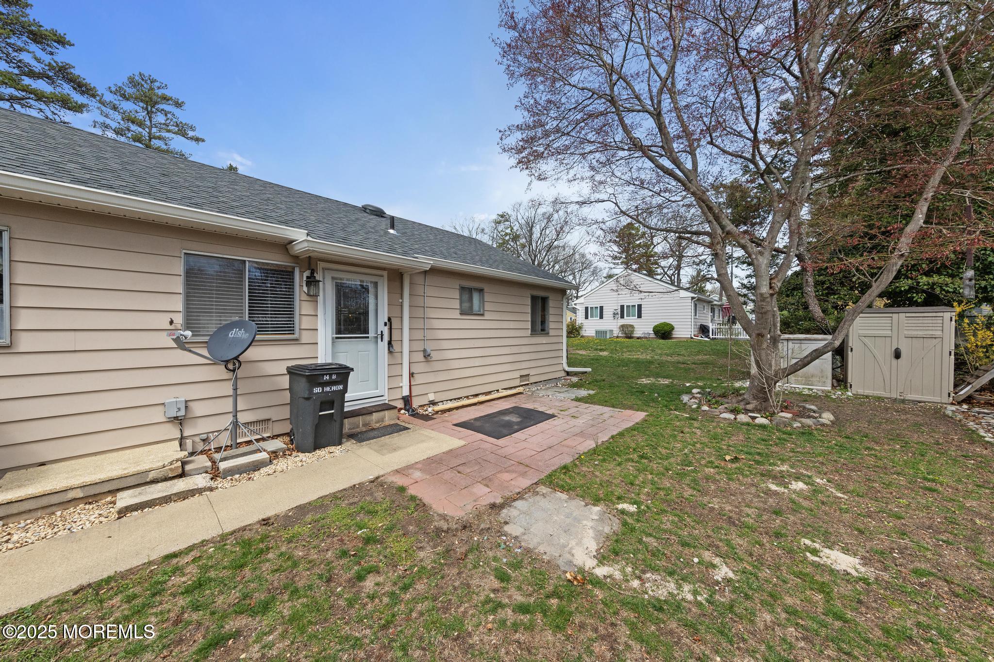 14B S Heron Street