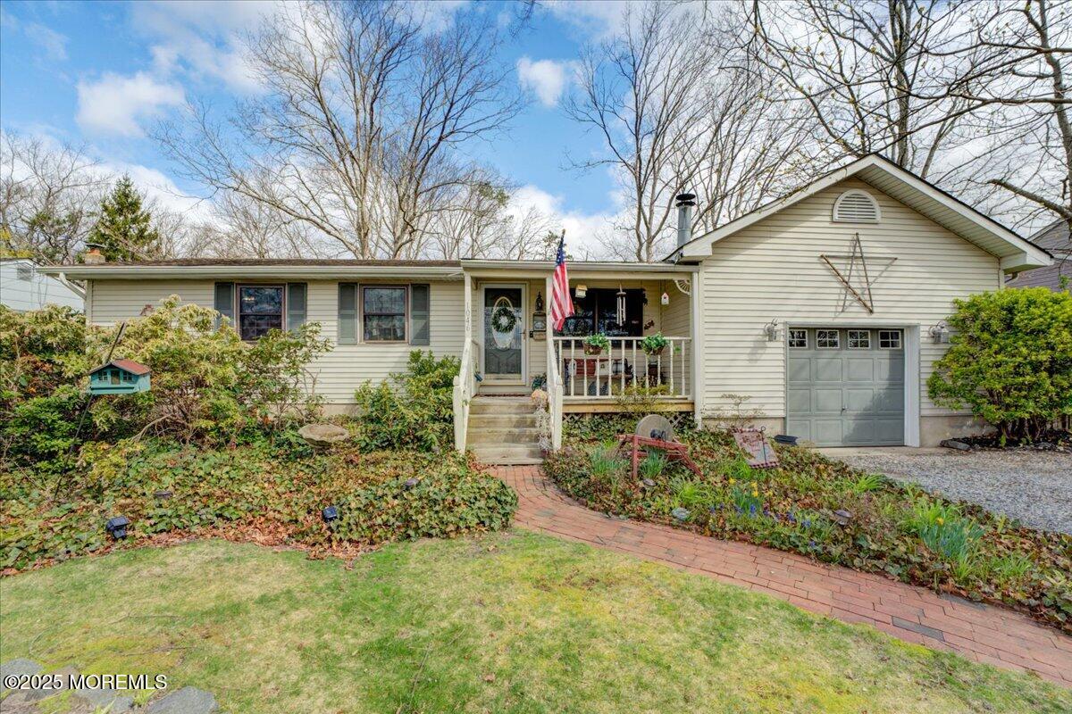 1046 Cutlass Avenue