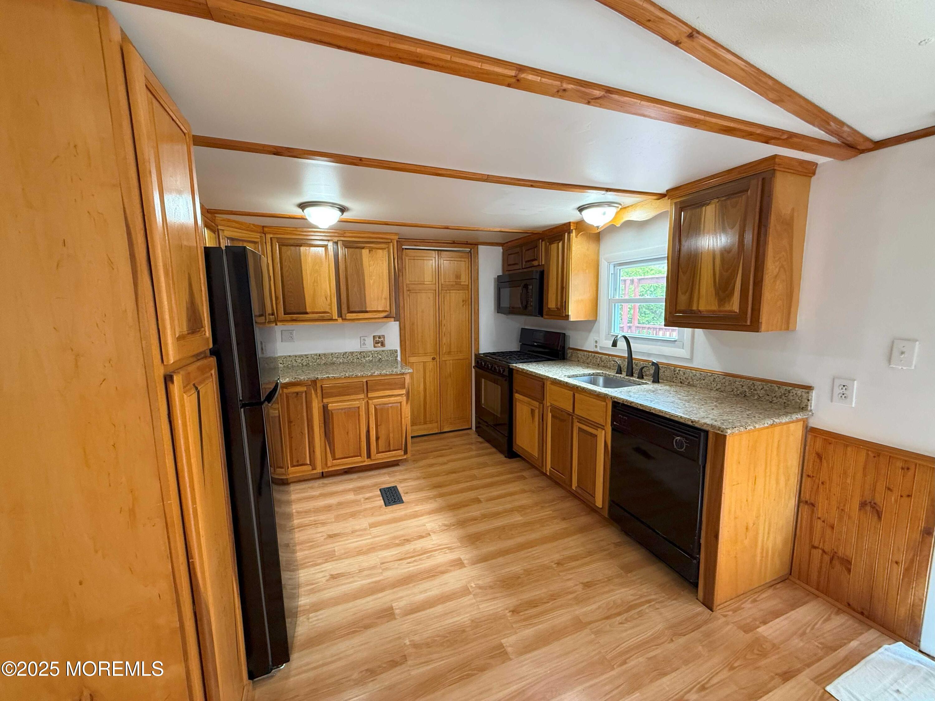 3543 Weymouth Road