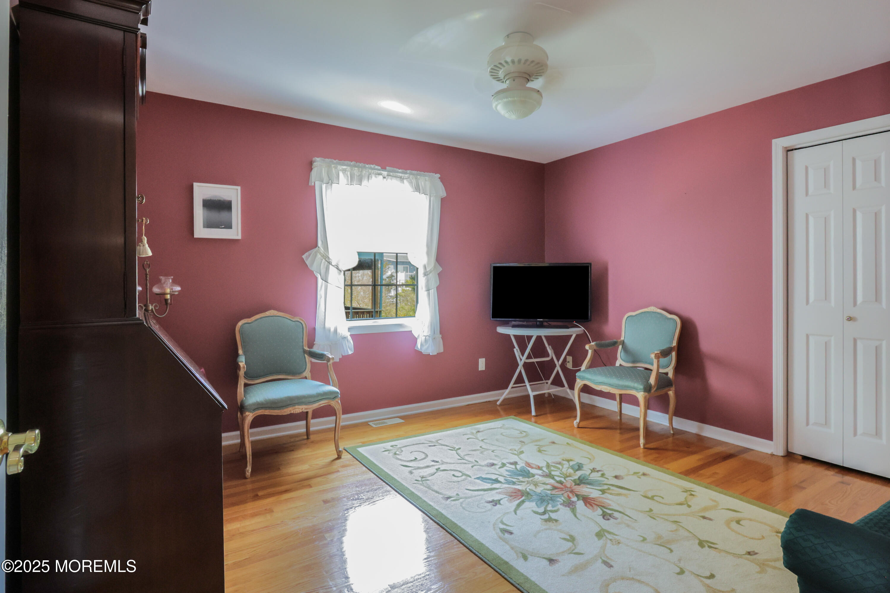 12 E 25th Street