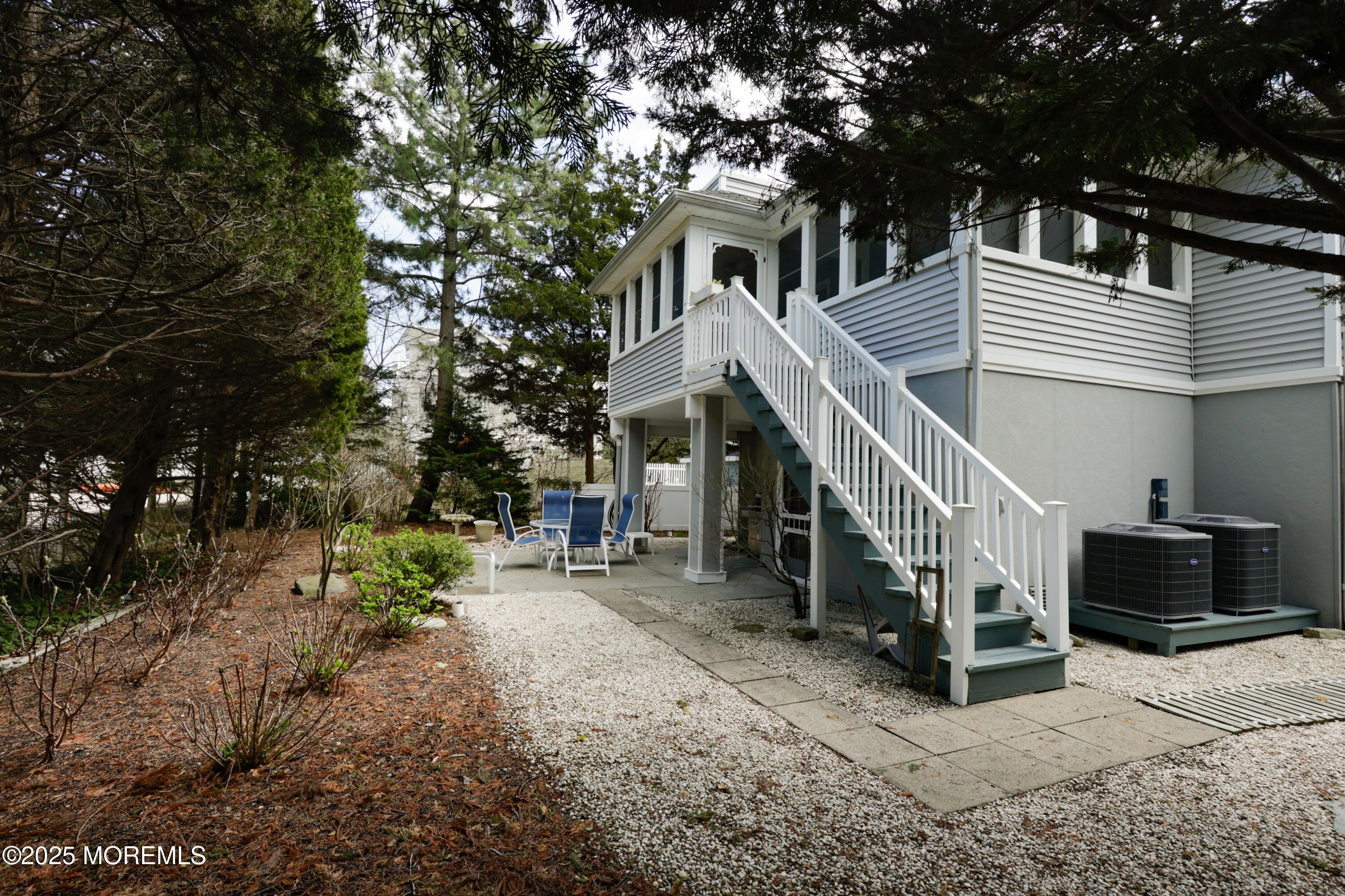 12 E 25th Street