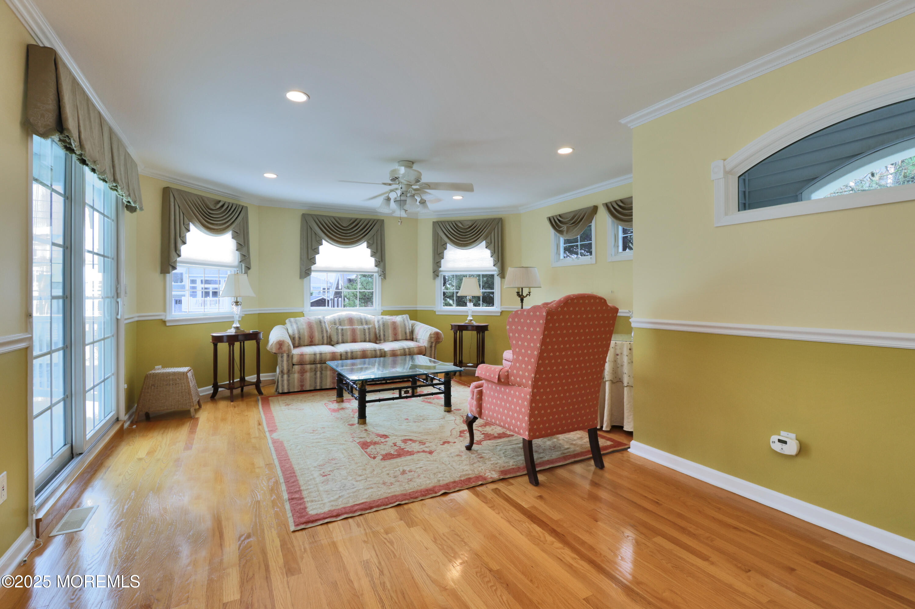 12 E 25th Street