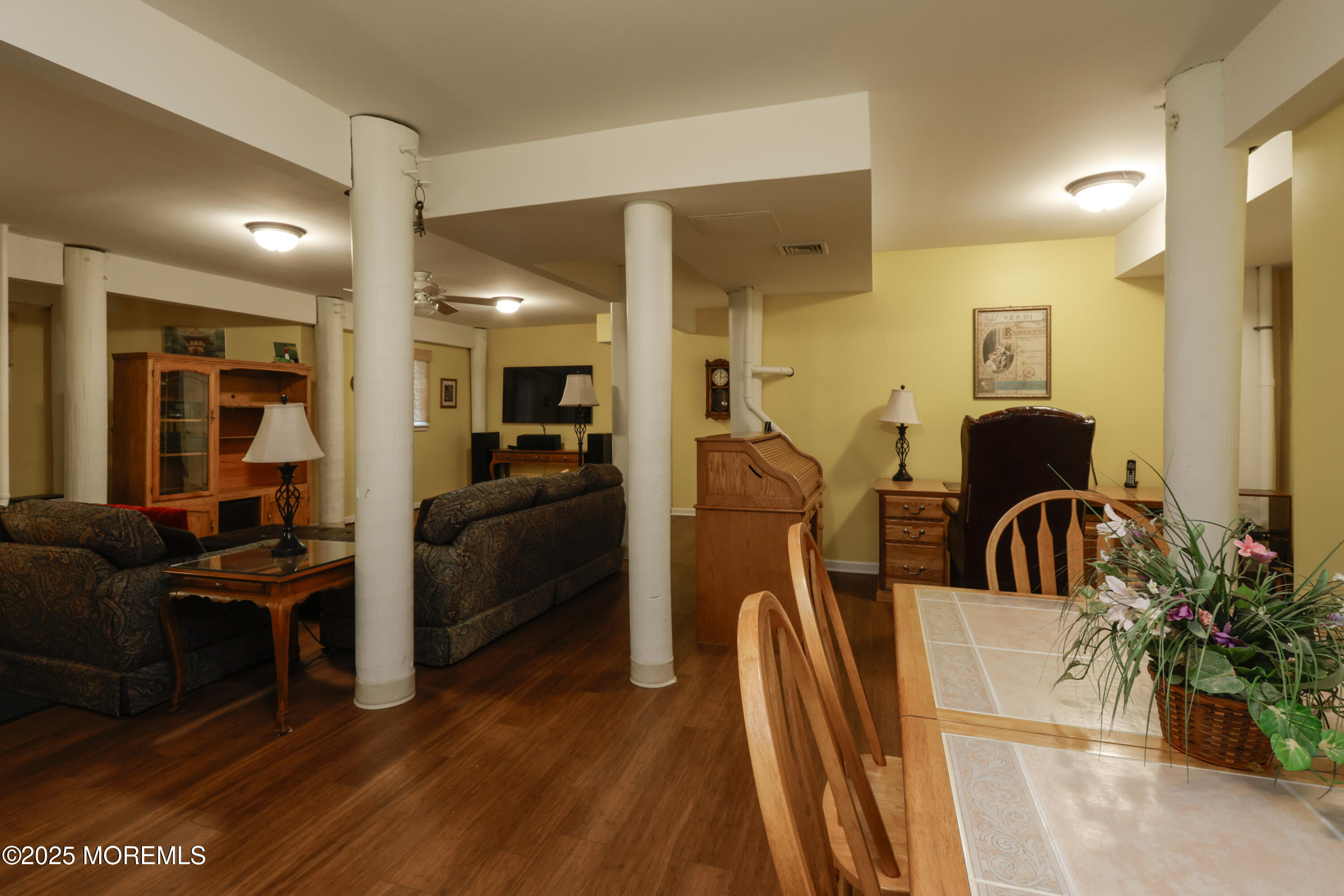 12 E 25th Street