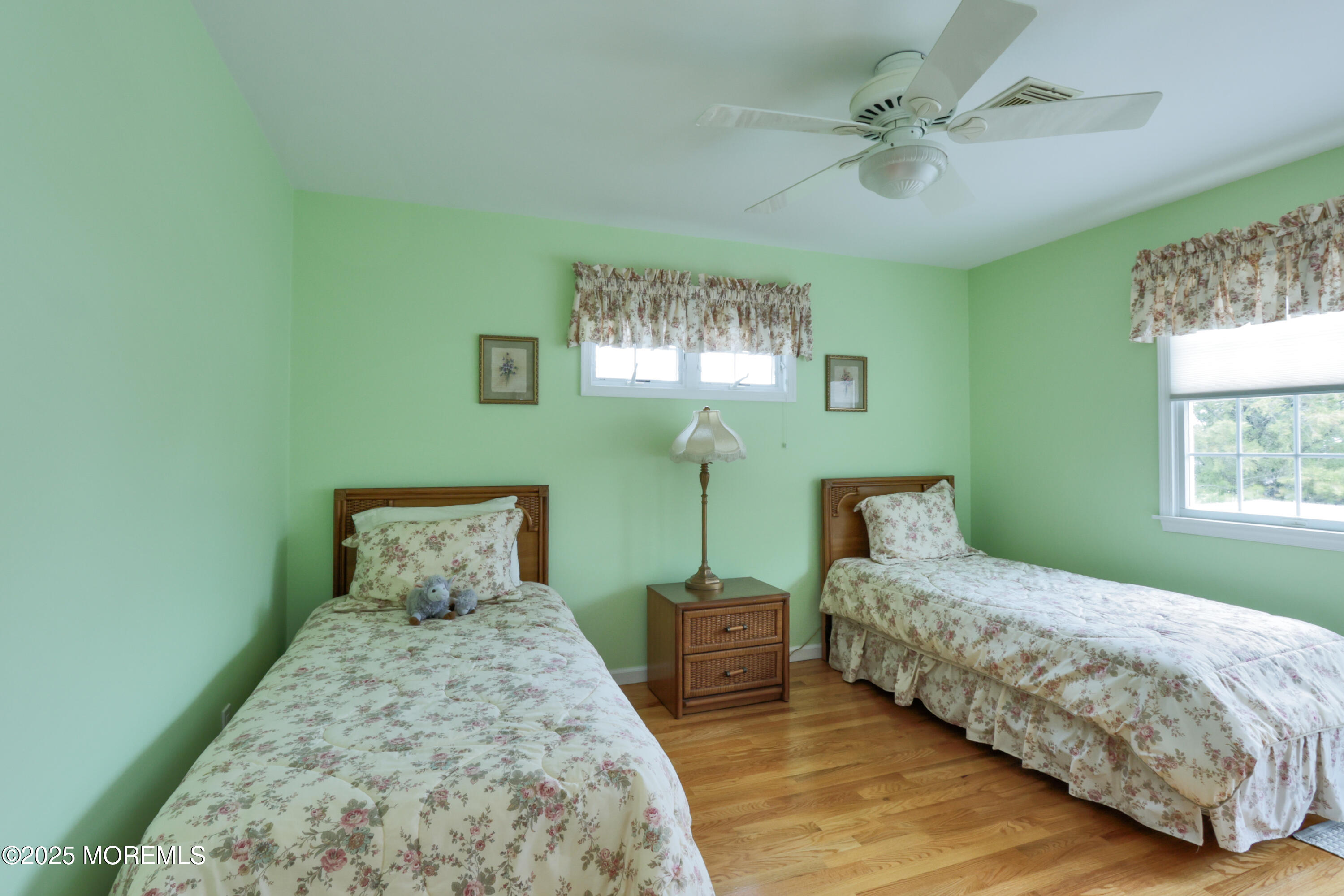12 E 25th Street