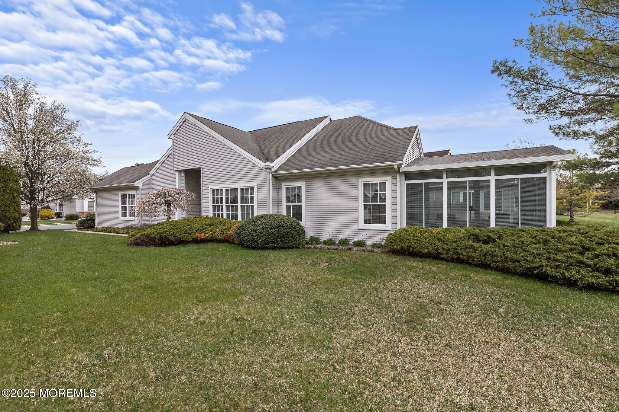 7 Edgeworth Circle