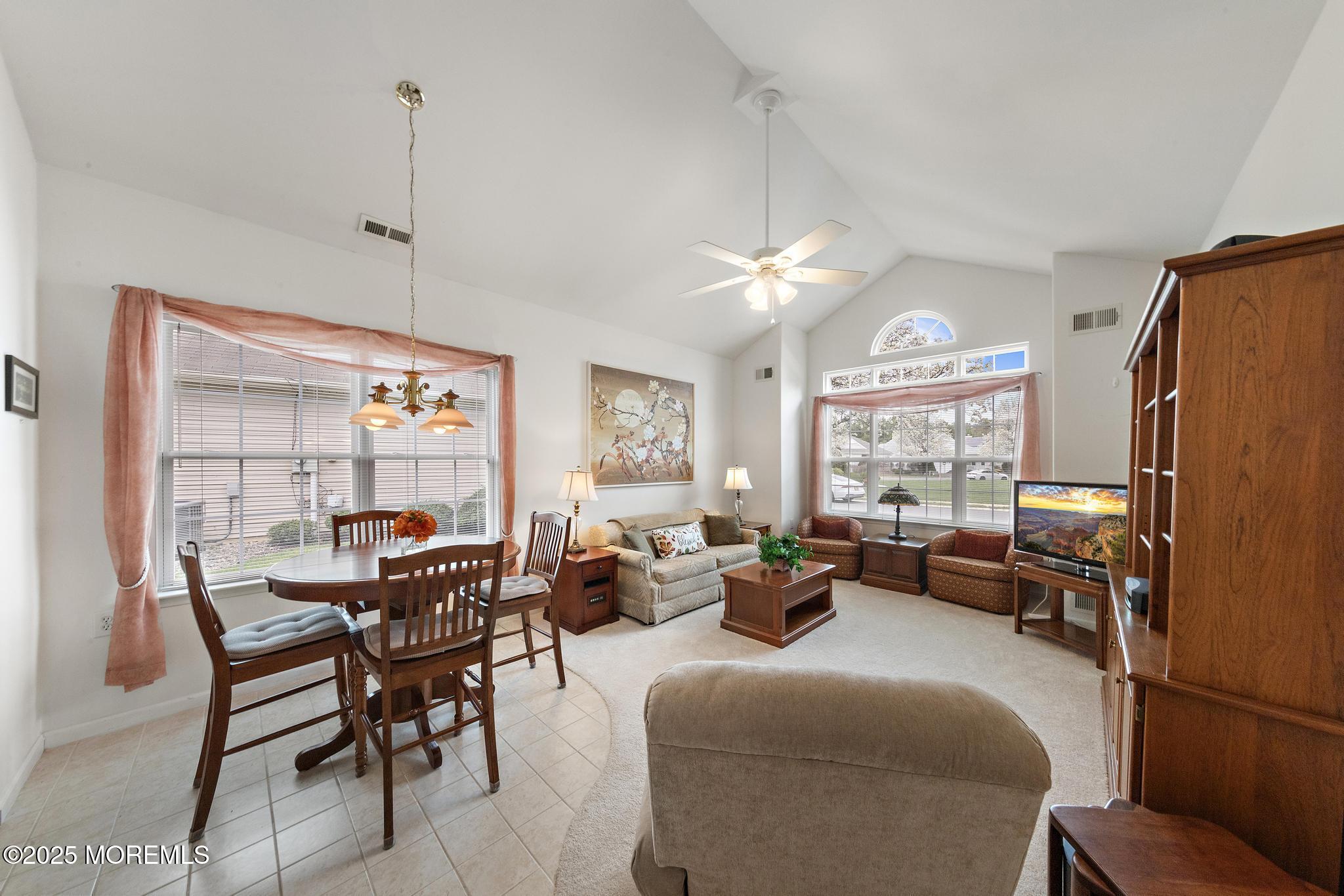 7 Edgeworth Circle