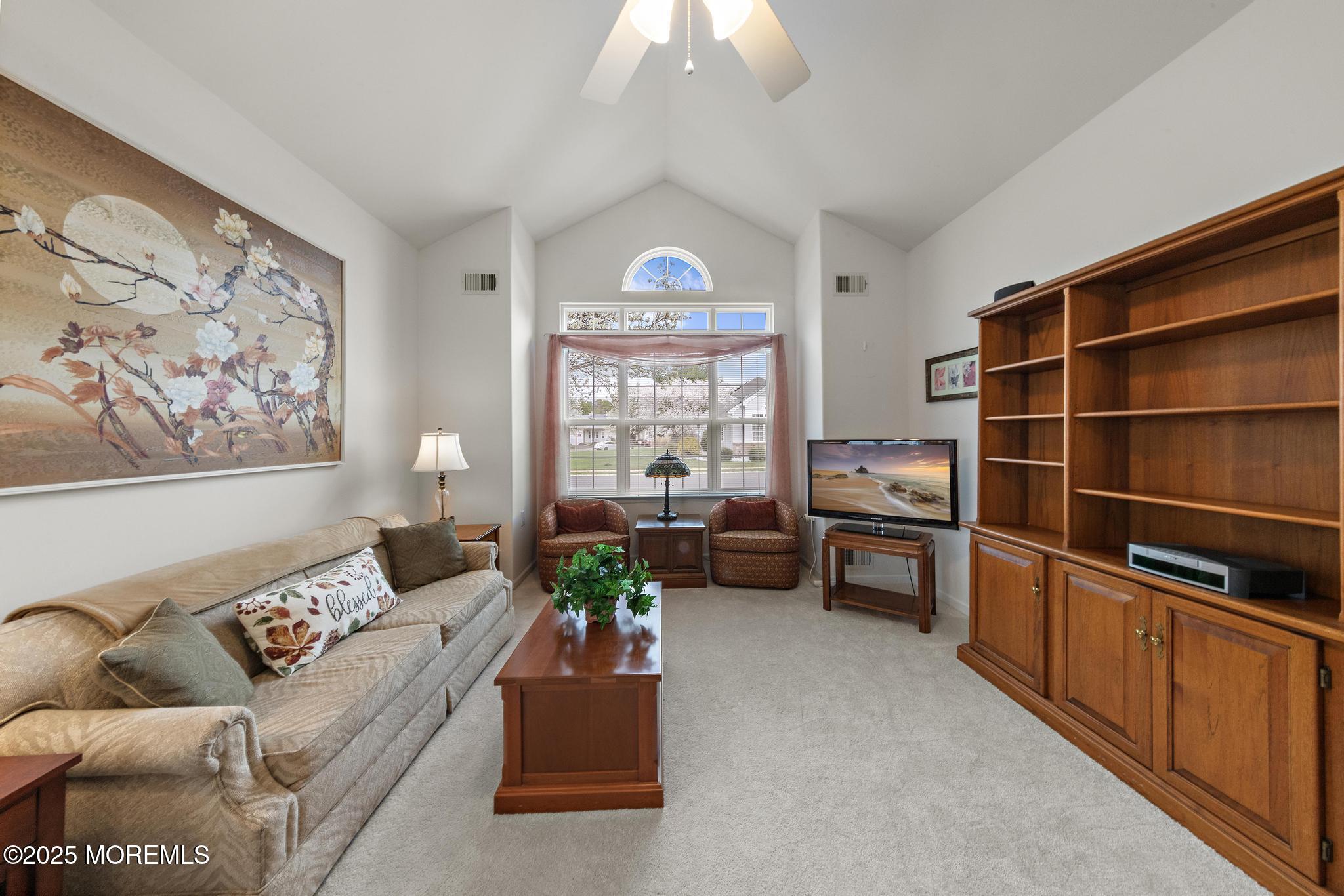 7 Edgeworth Circle