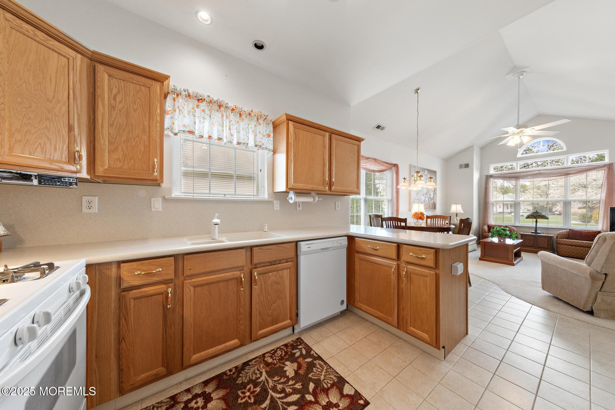 7 Edgeworth Circle