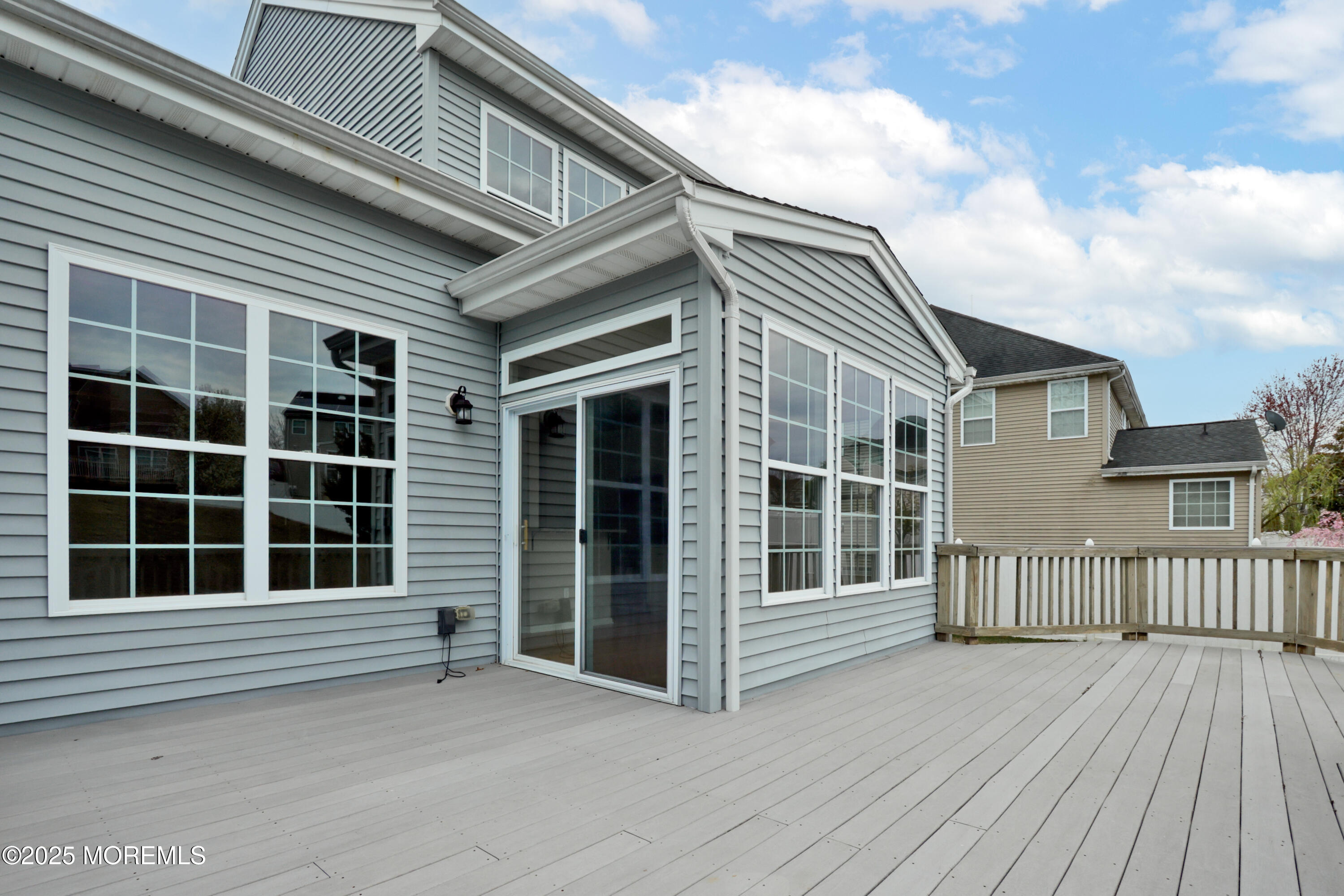 26 Waters Edge Drive