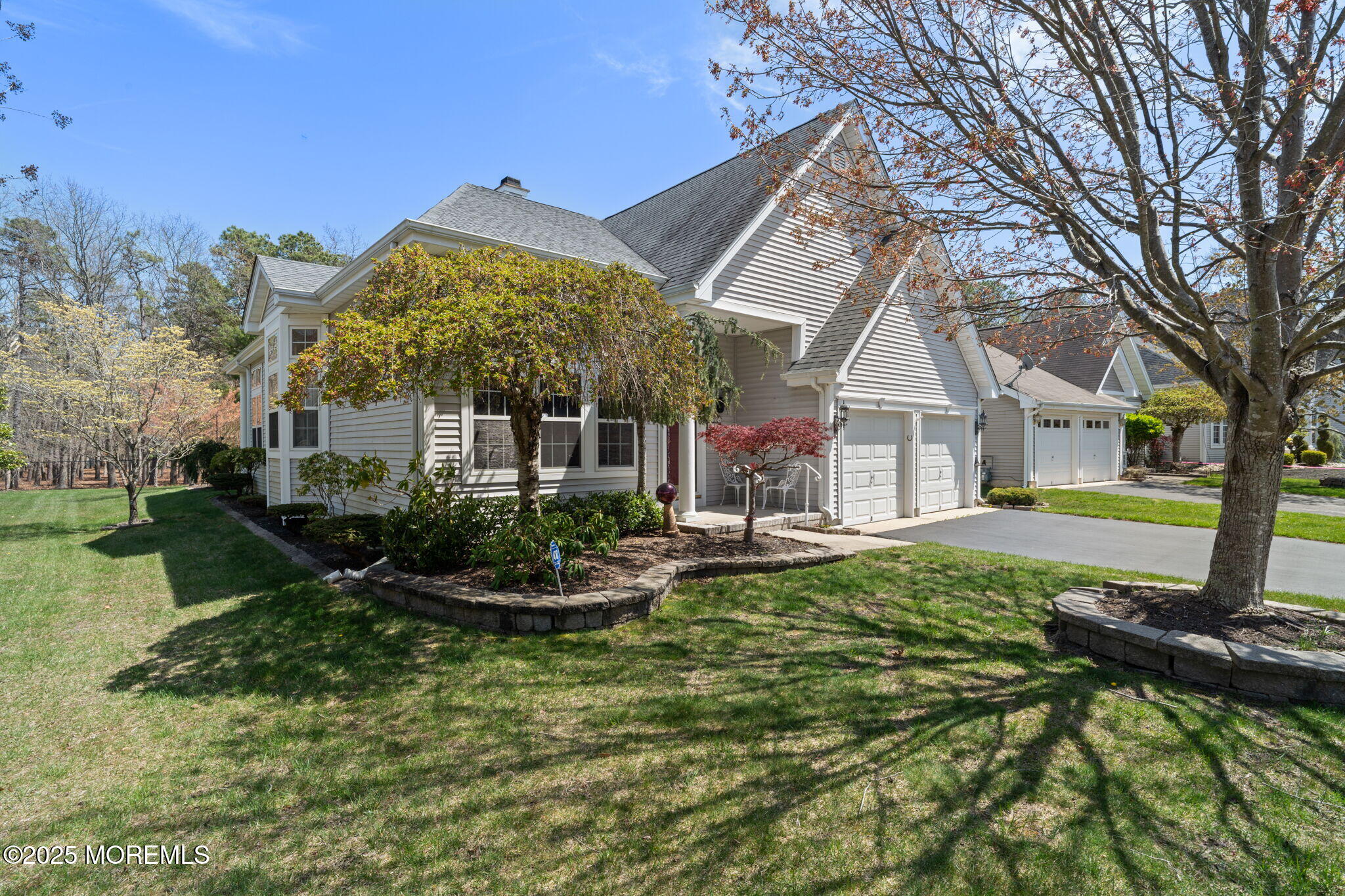 16 Frog Pond Drive