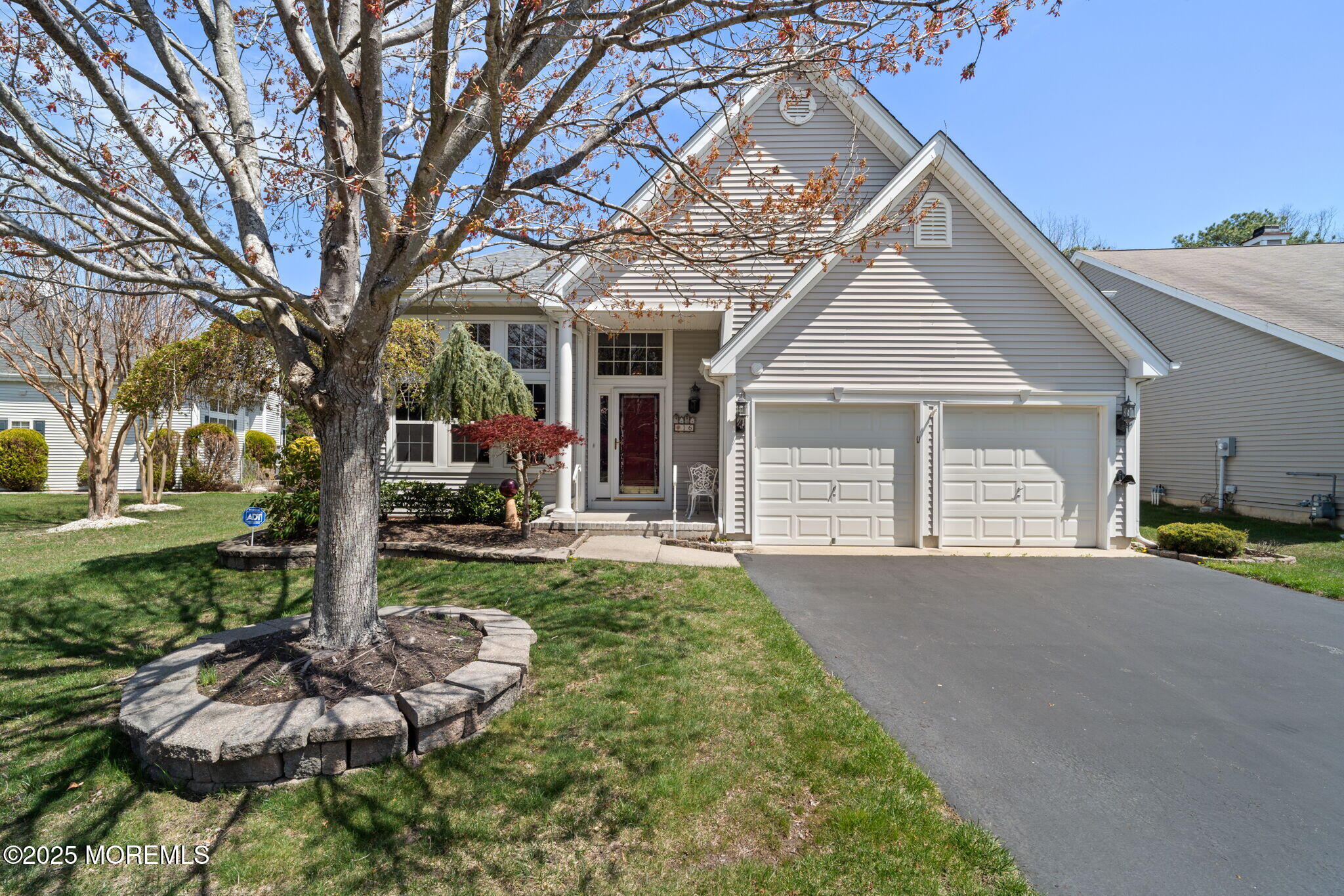 16 Frog Pond Drive