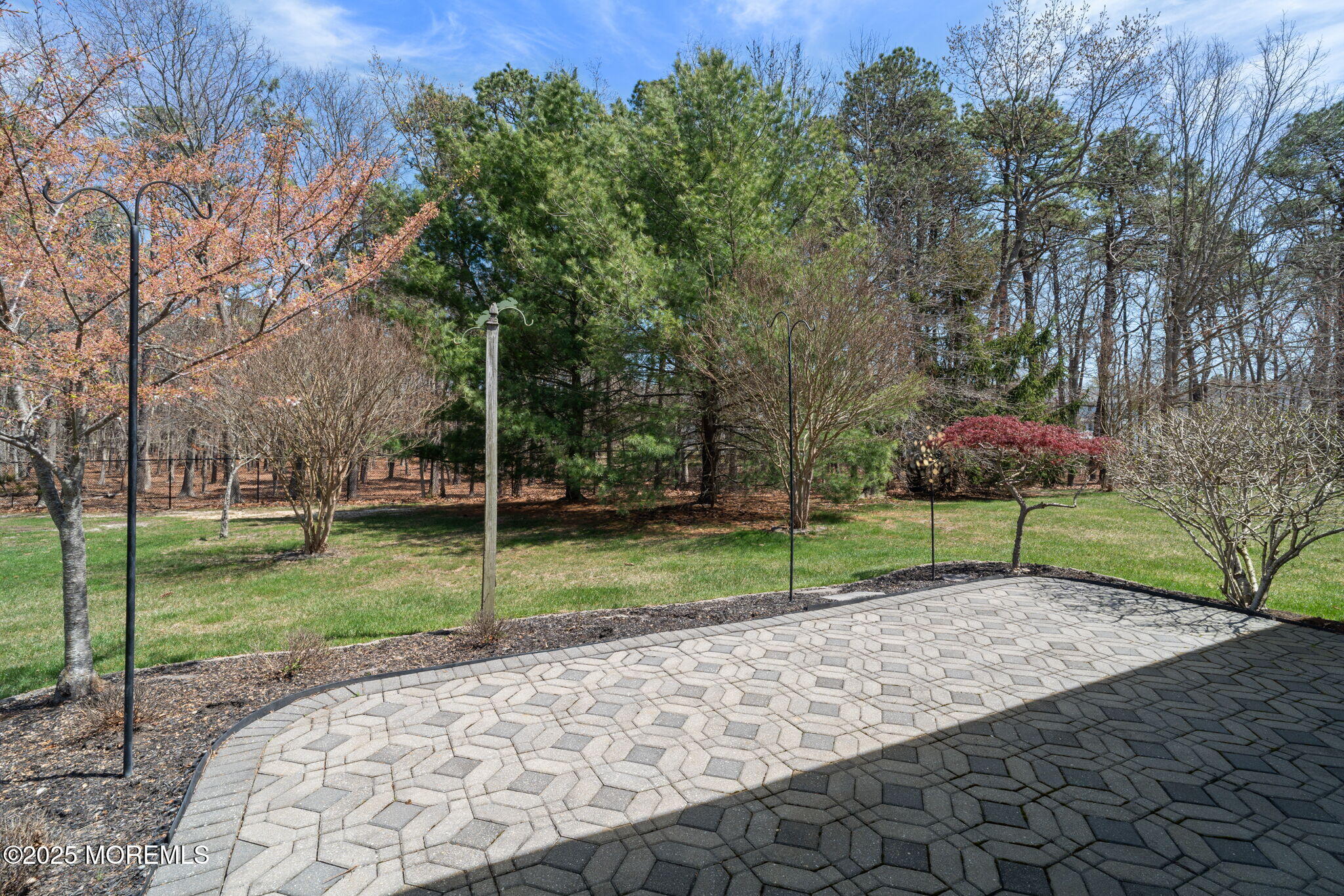 16 Frog Pond Drive