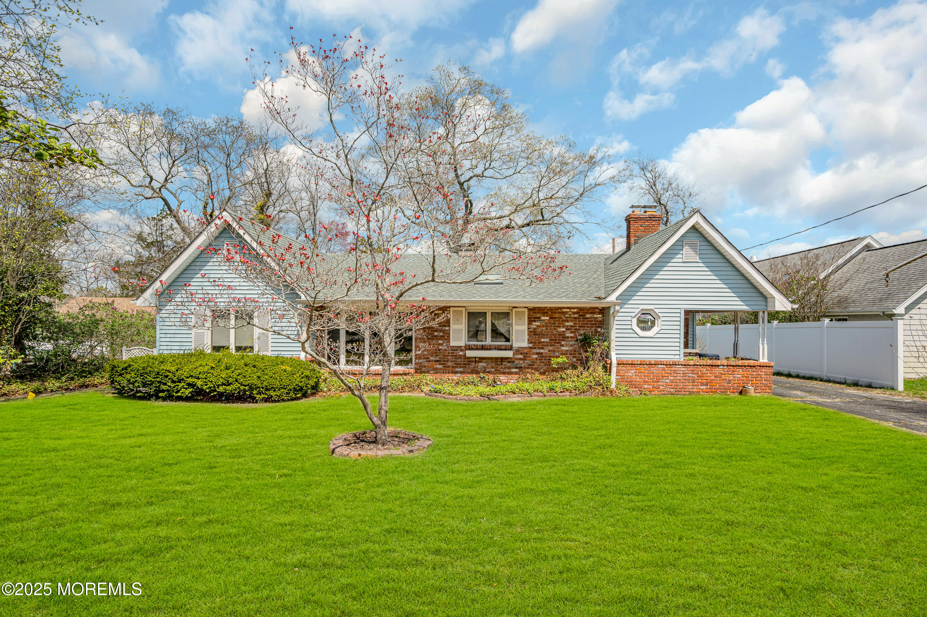 7 Dock Avenue