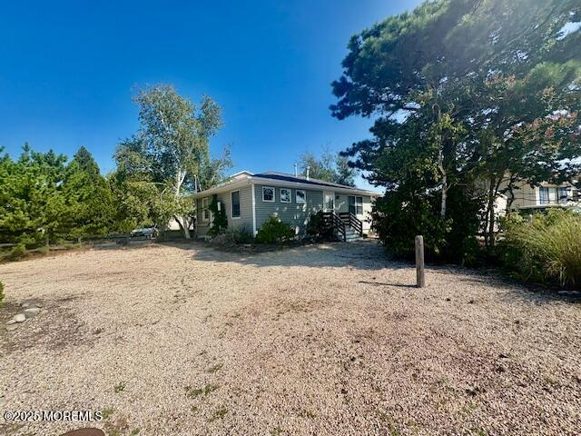 14 Jonathan Drive