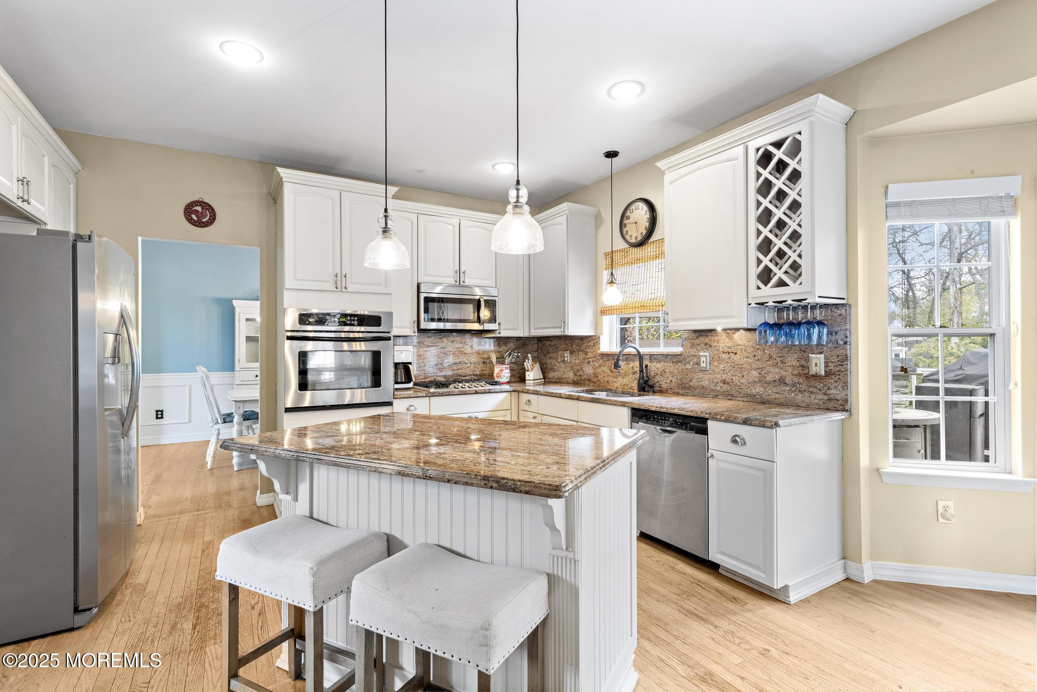 16 Ridgeview Drive