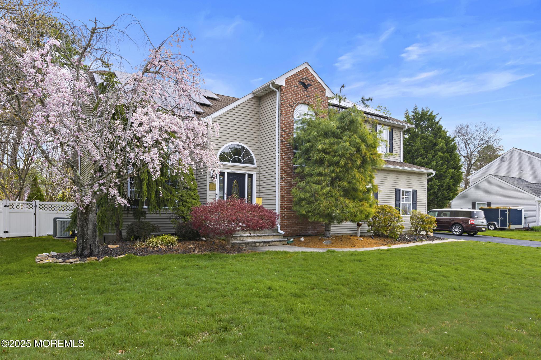 16 Ridgeview Drive