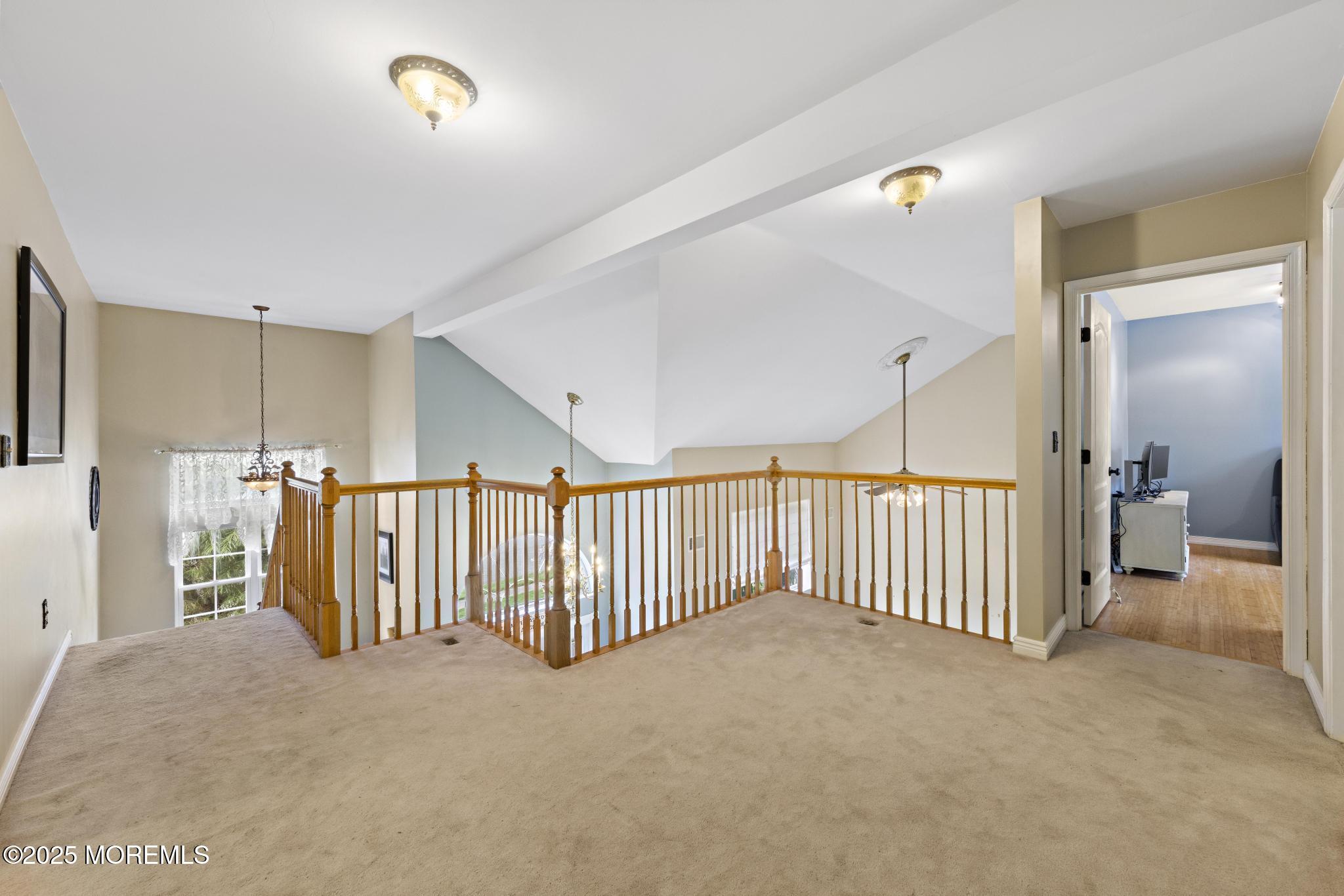 16 Ridgeview Drive