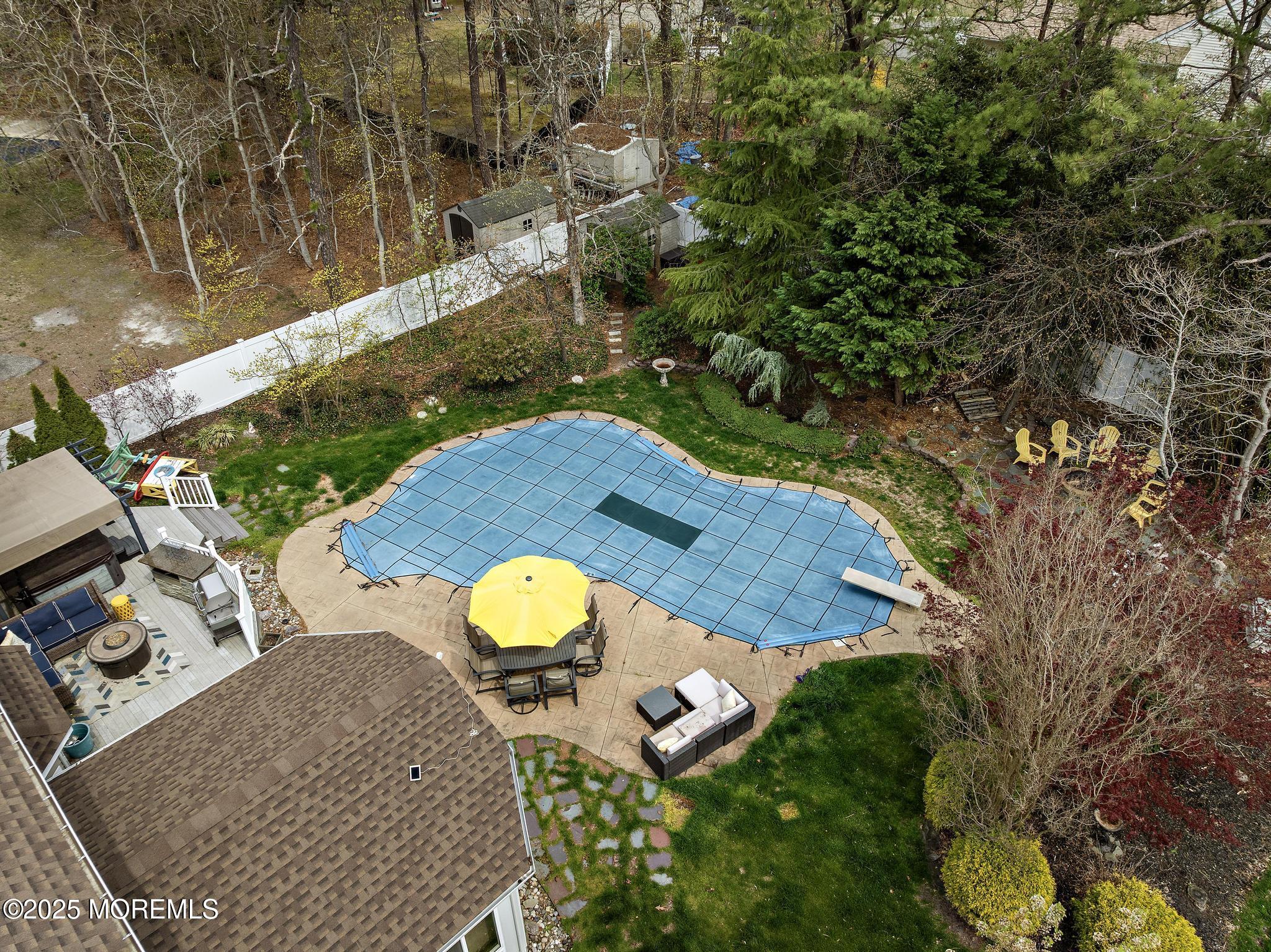 16 Ridgeview Drive