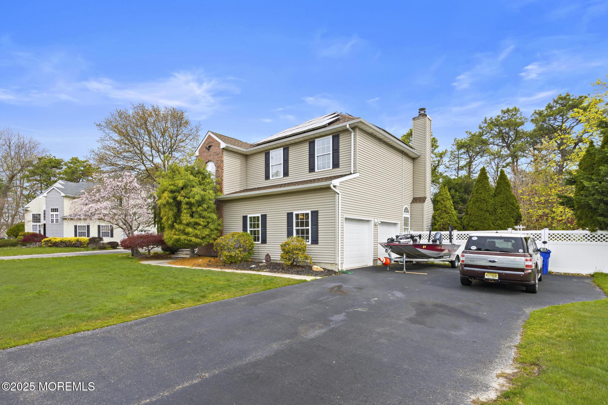 16 Ridgeview Drive
