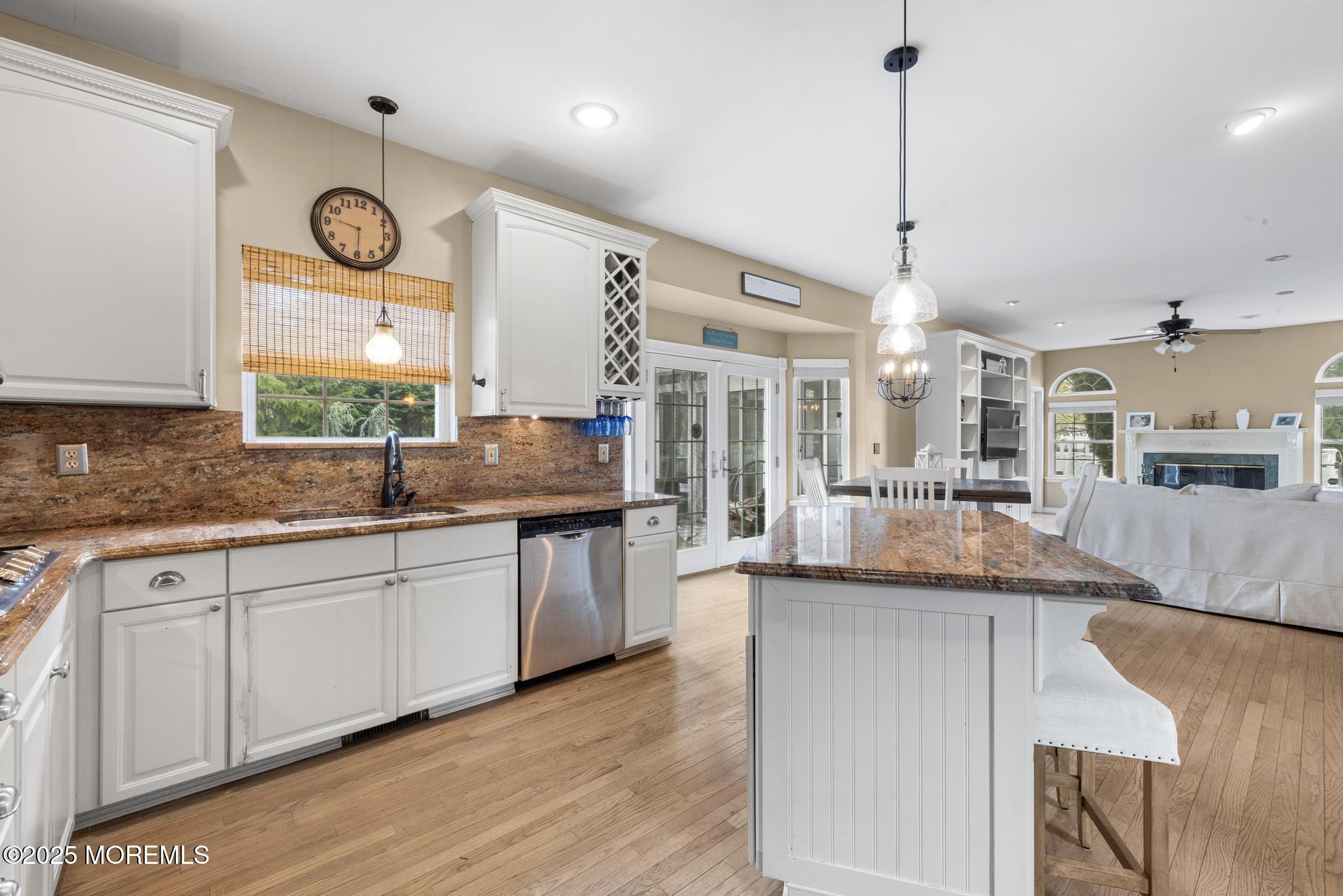 16 Ridgeview Drive