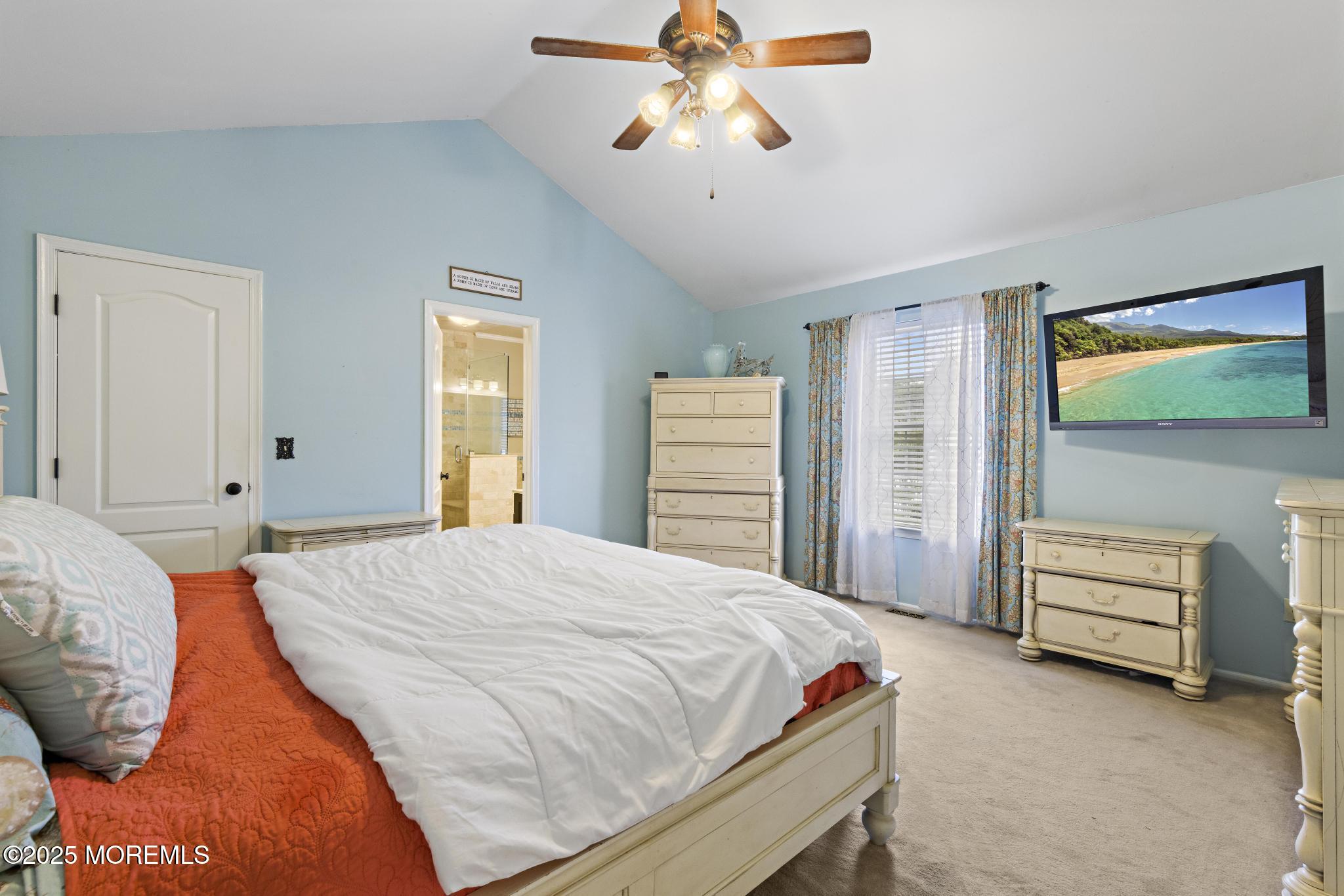 16 Ridgeview Drive