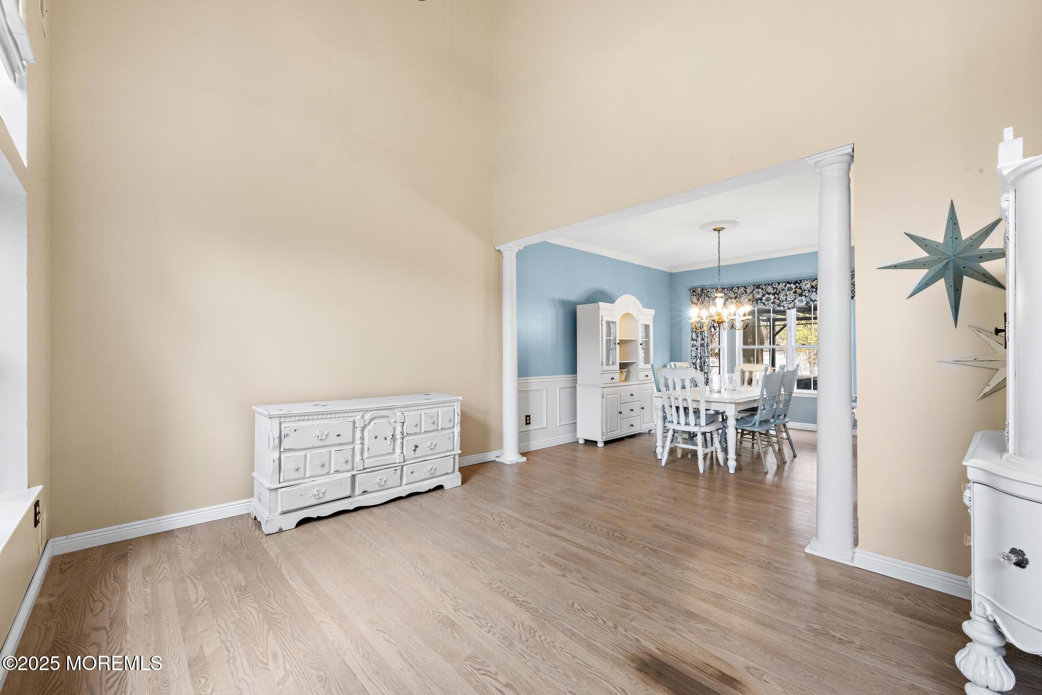 16 Ridgeview Drive