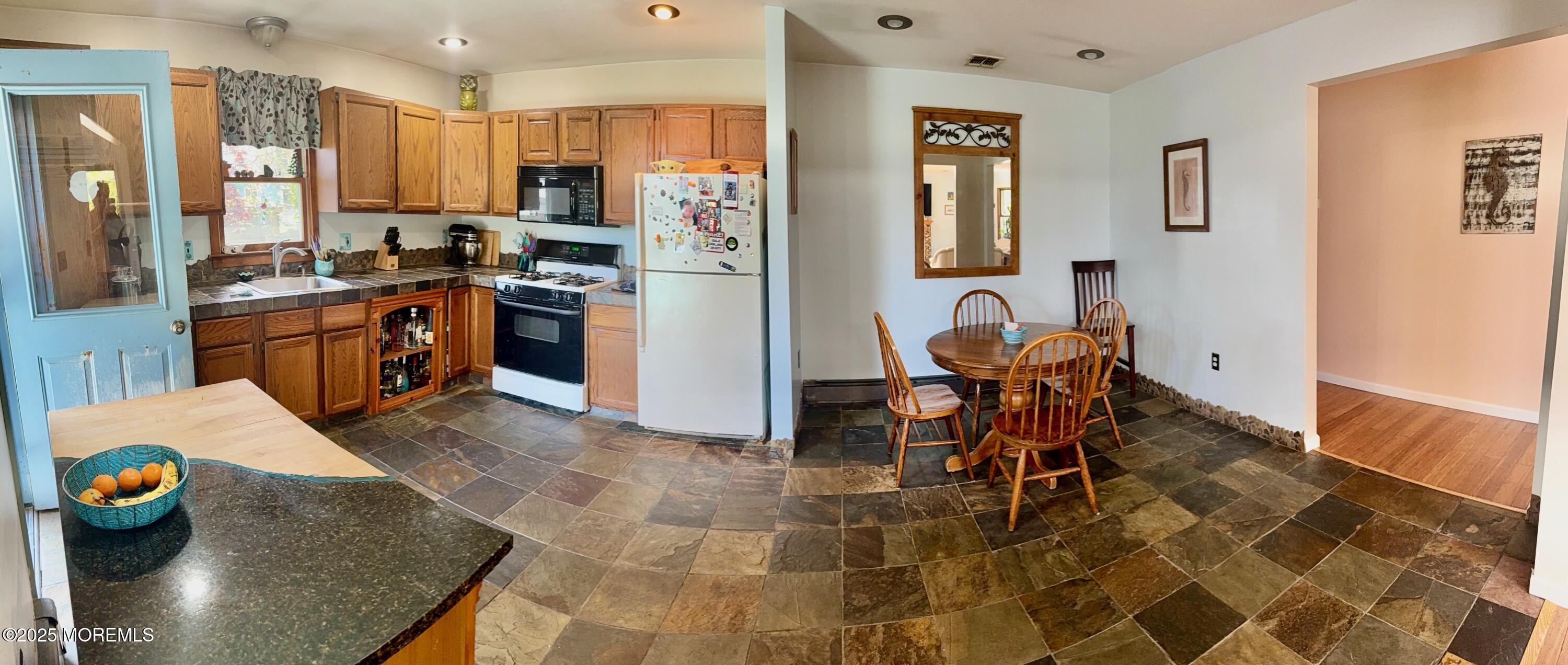 82 Bonita Road