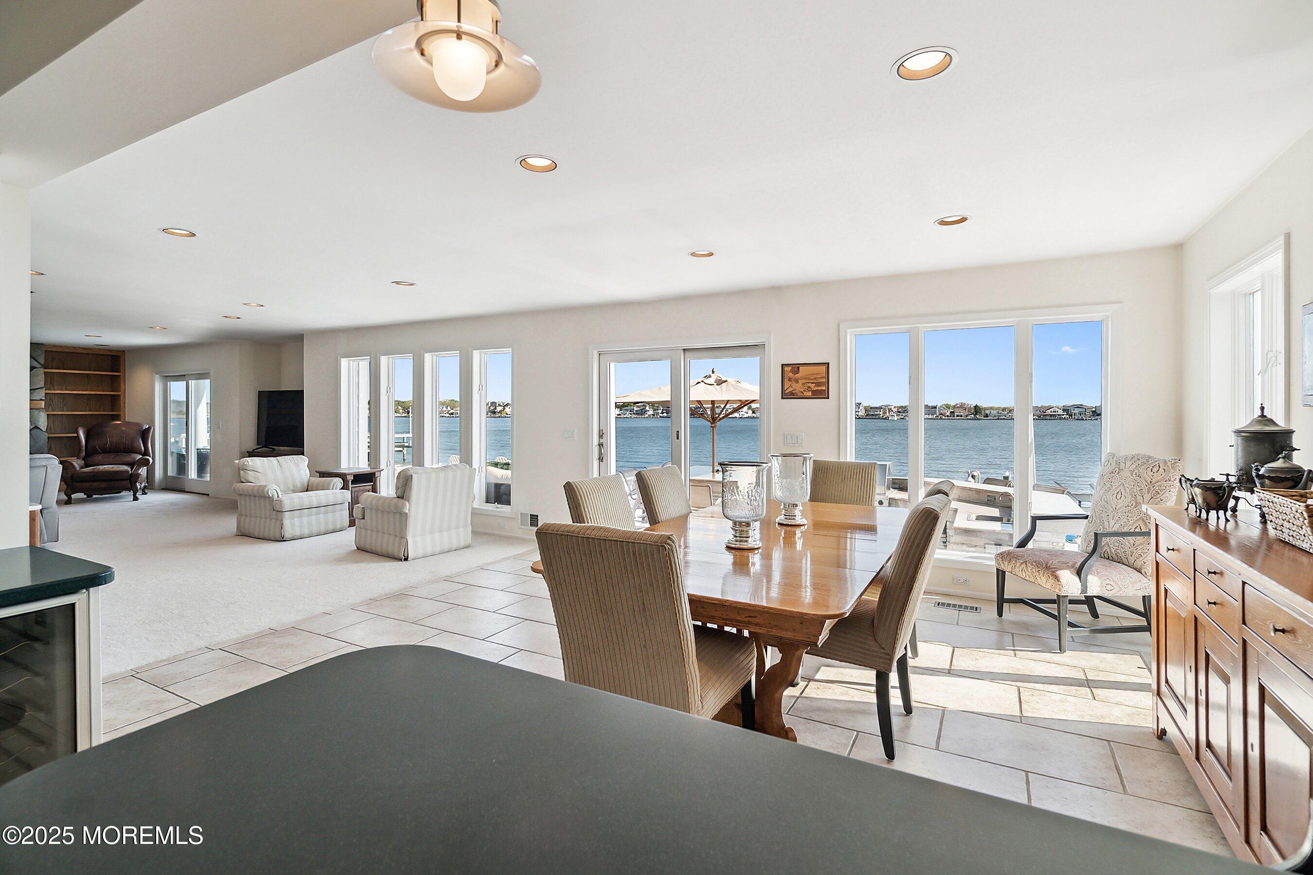 1832 Ensign Court