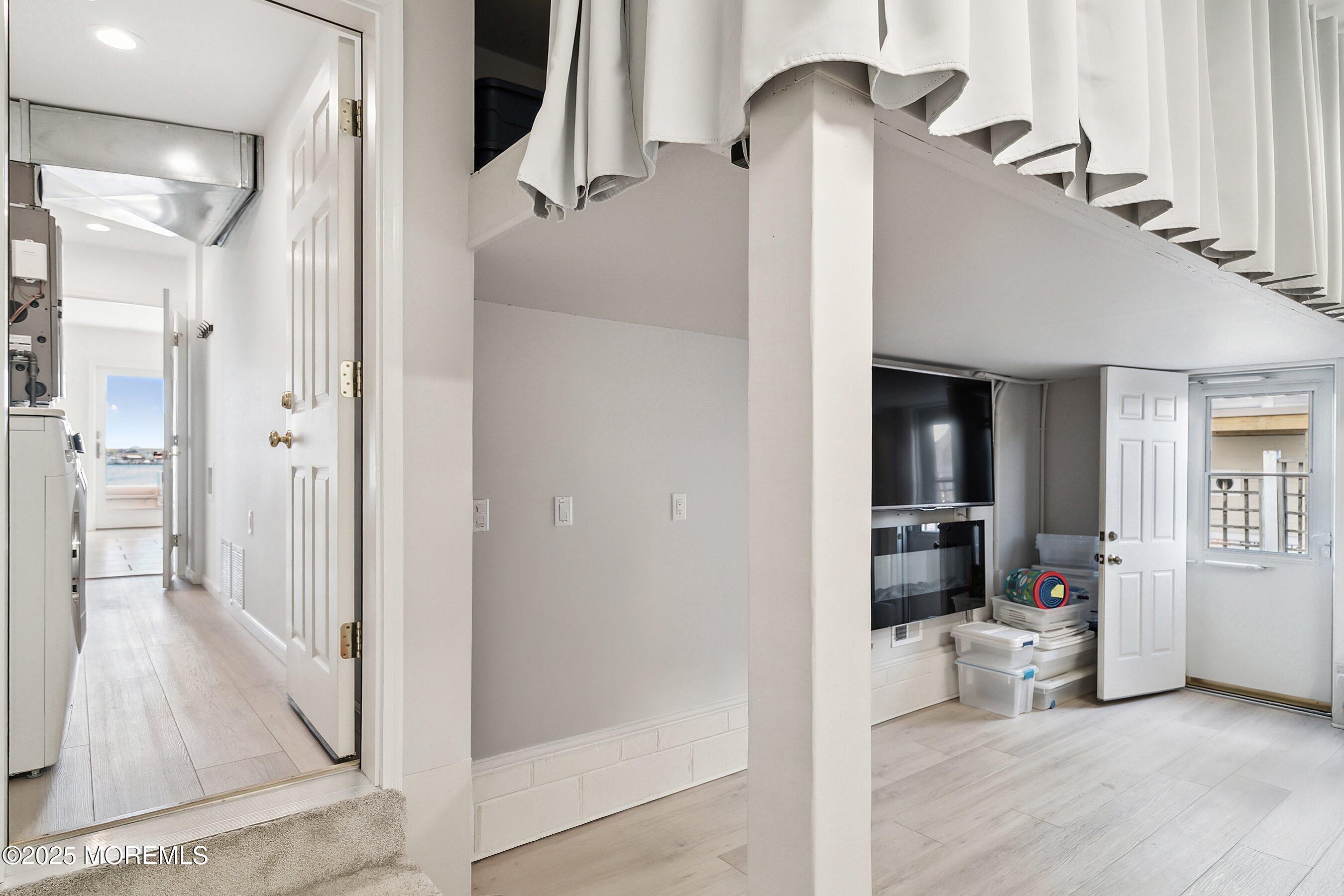 1832 Ensign Court