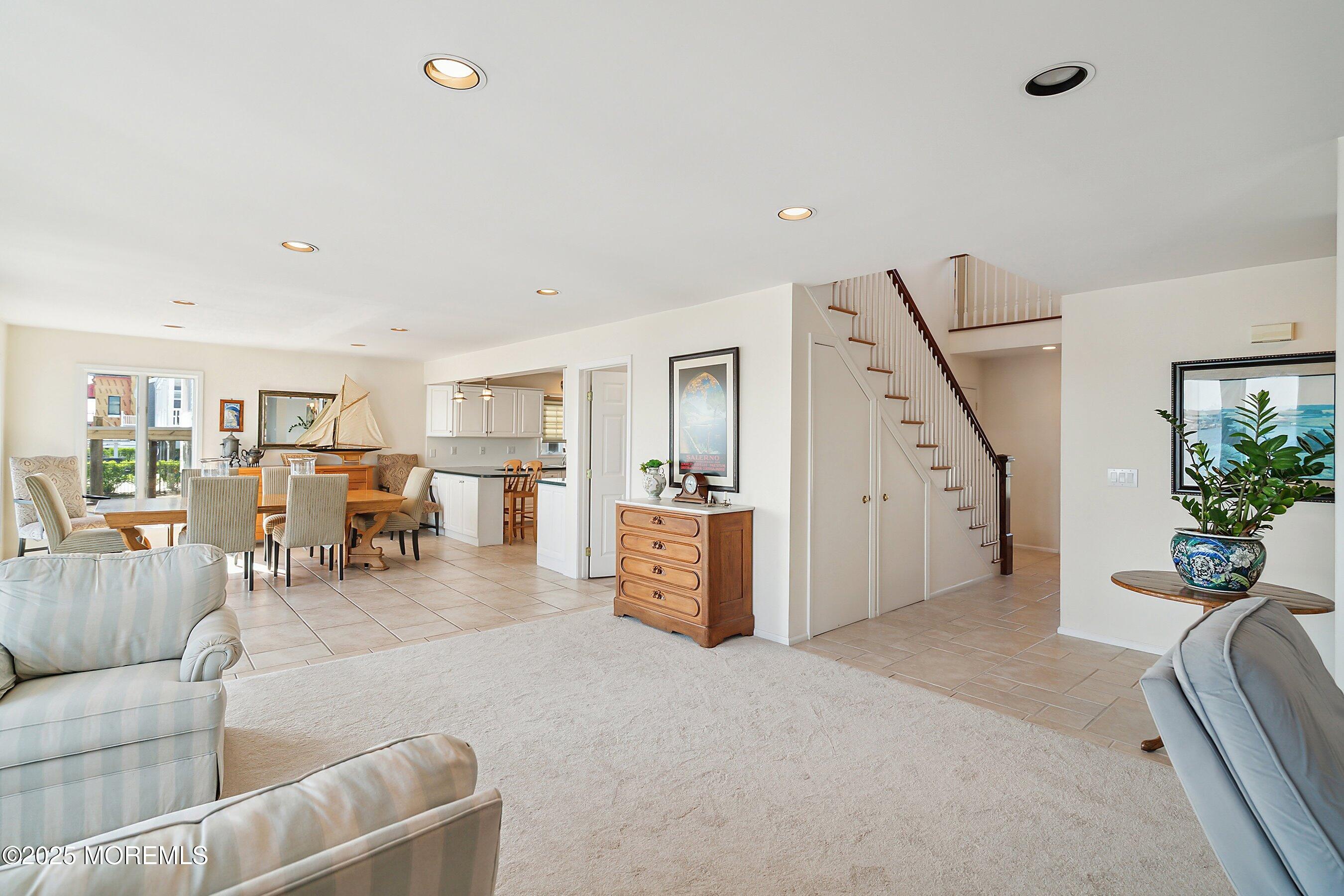 1832 Ensign Court