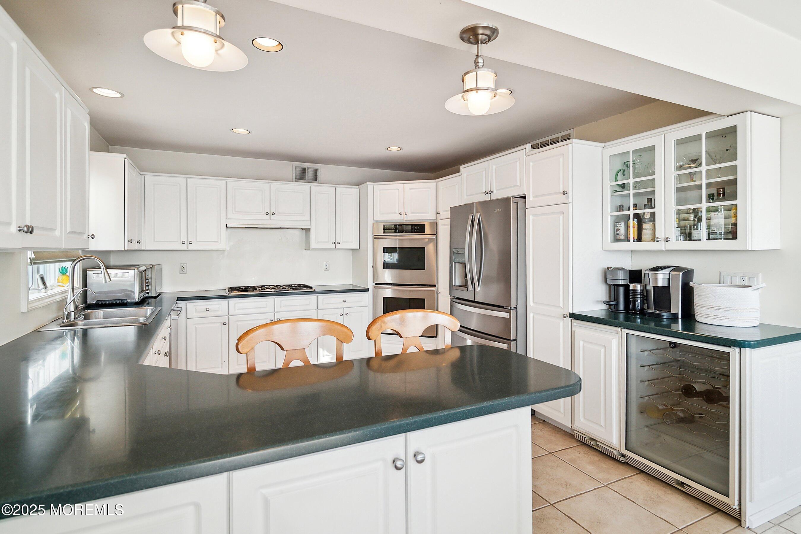1832 Ensign Court