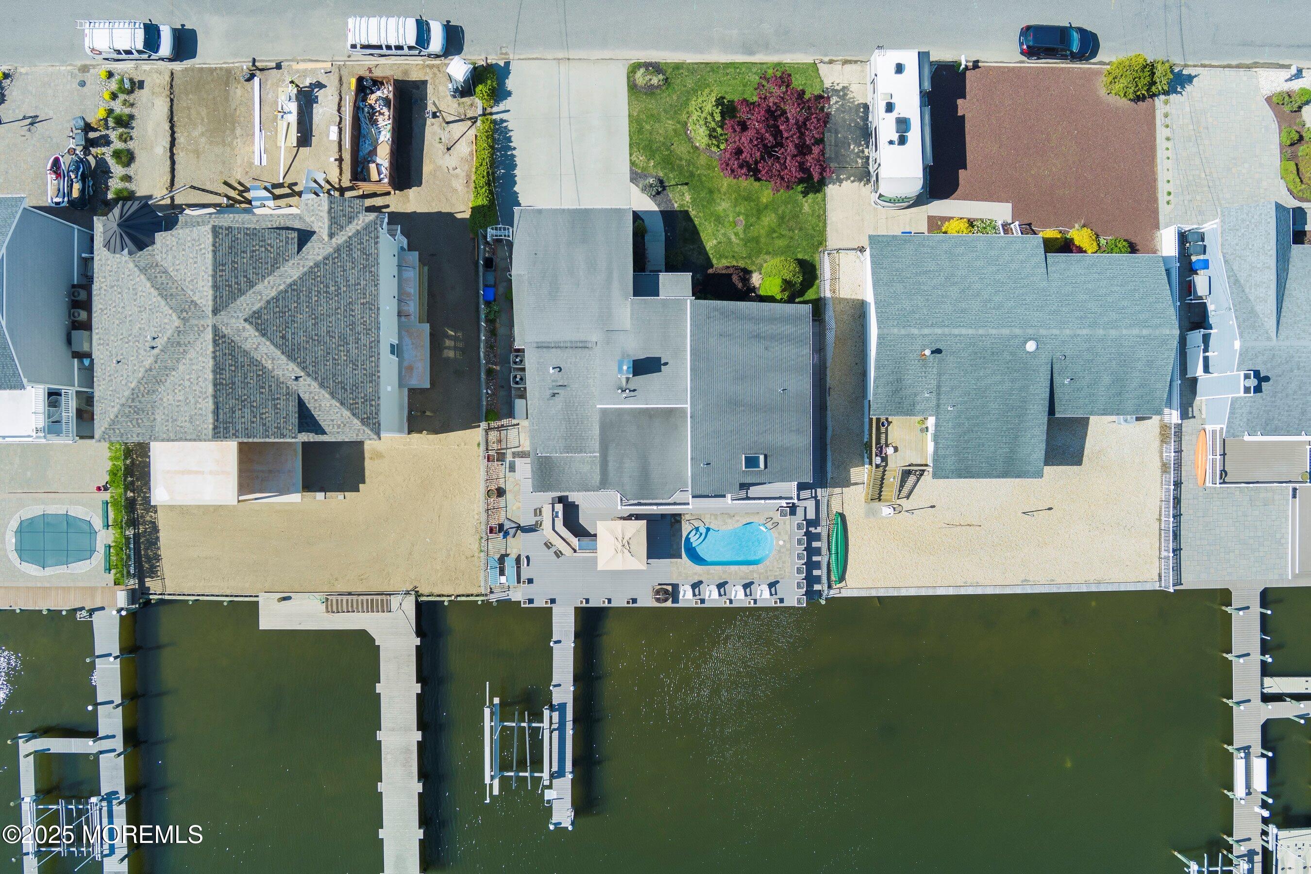 1832 Ensign Court