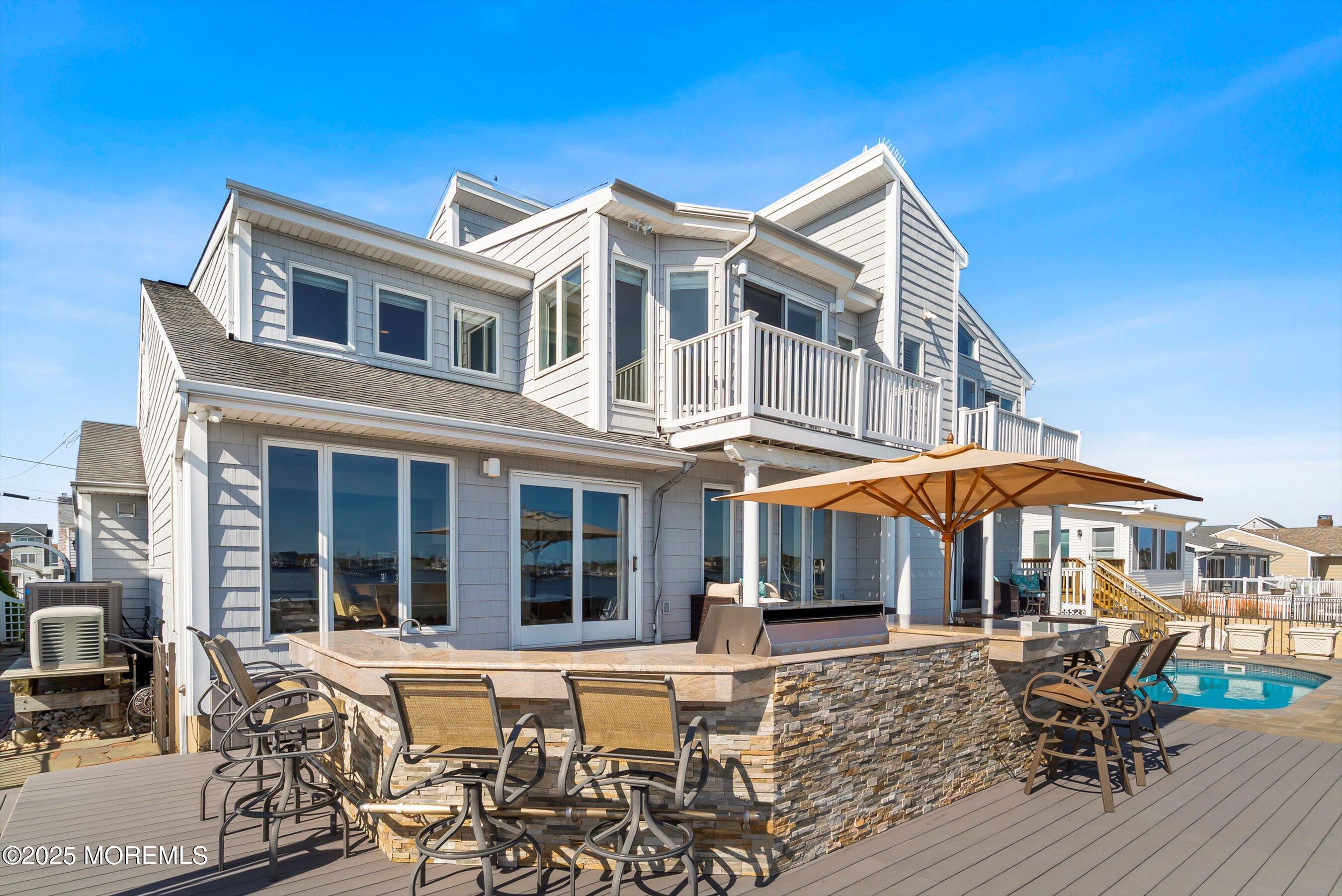 1832 Ensign Court