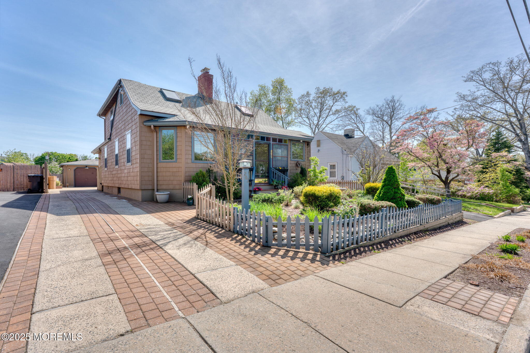203 Dayton Avenue