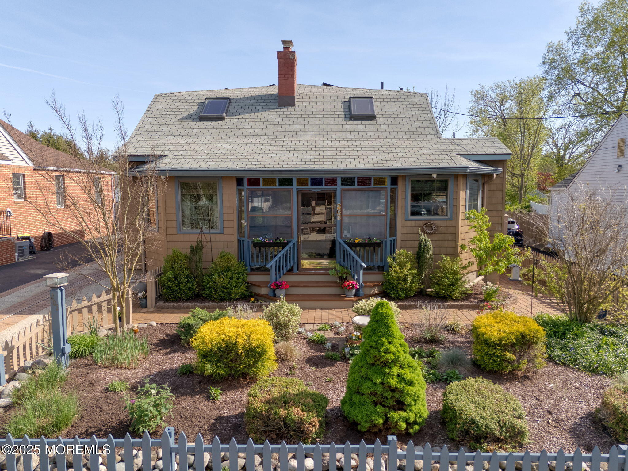 203 Dayton Avenue