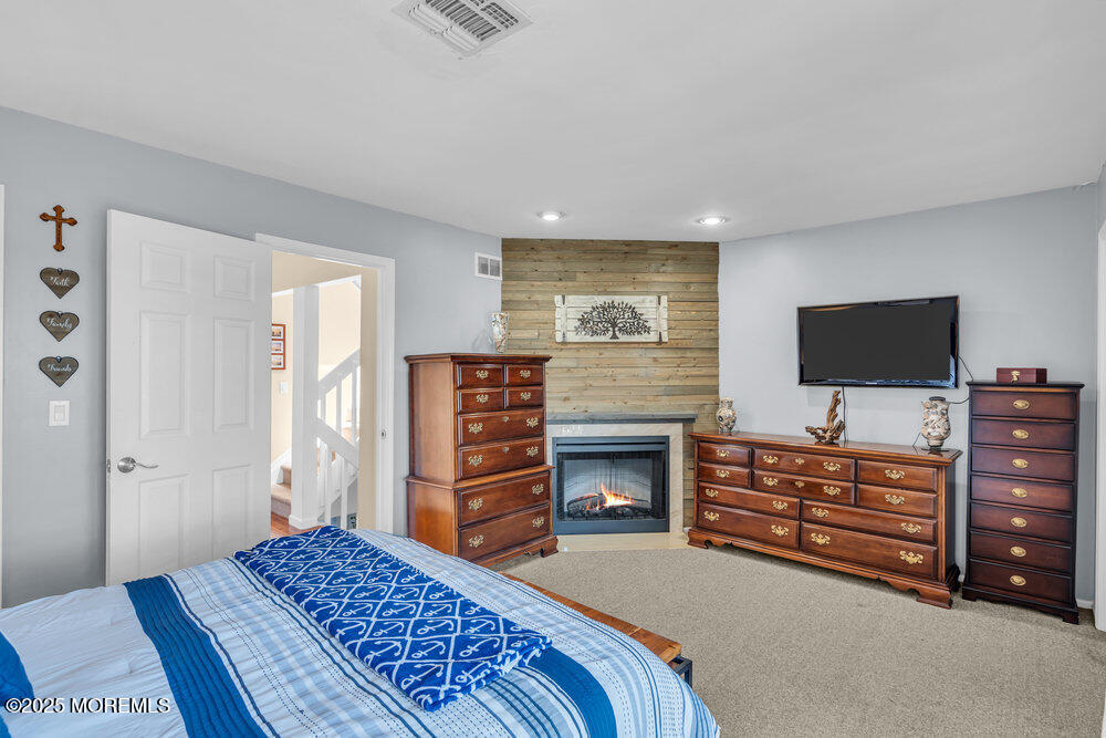 441 E Bay Avenue 8