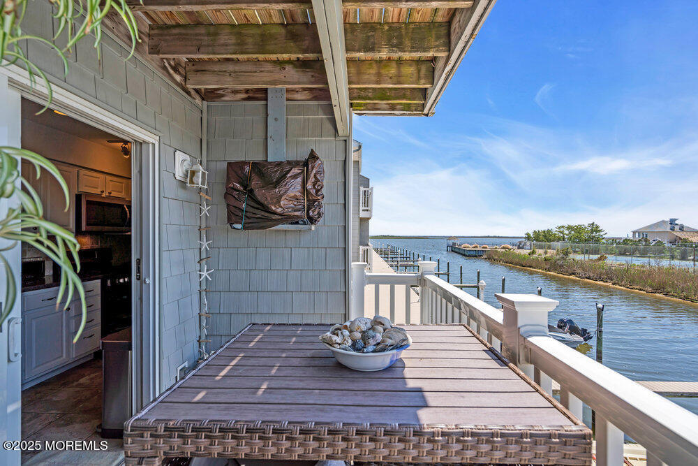 441 E Bay Avenue 8