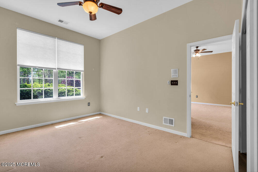 6 Idlebrook Court