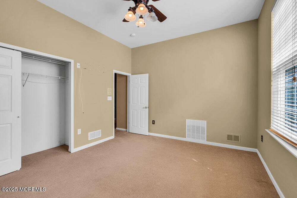 6 Idlebrook Court
