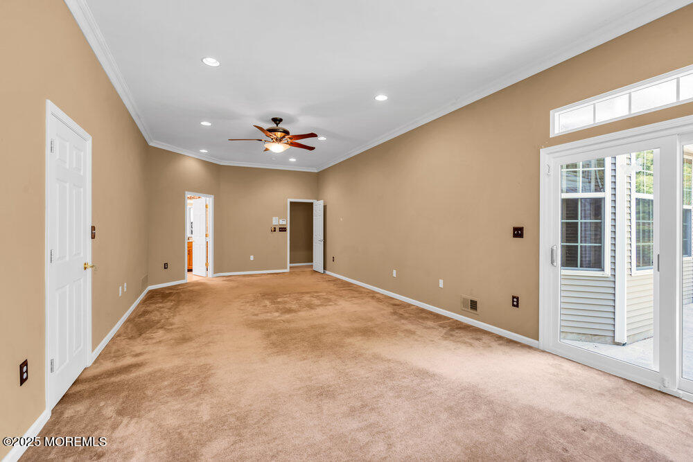 6 Idlebrook Court