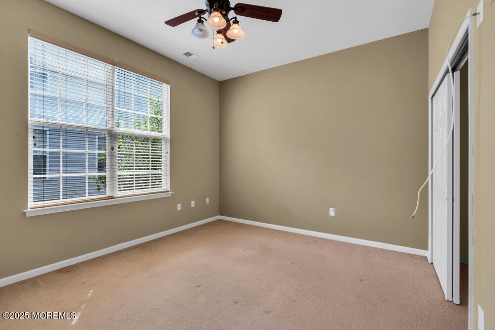 6 Idlebrook Court