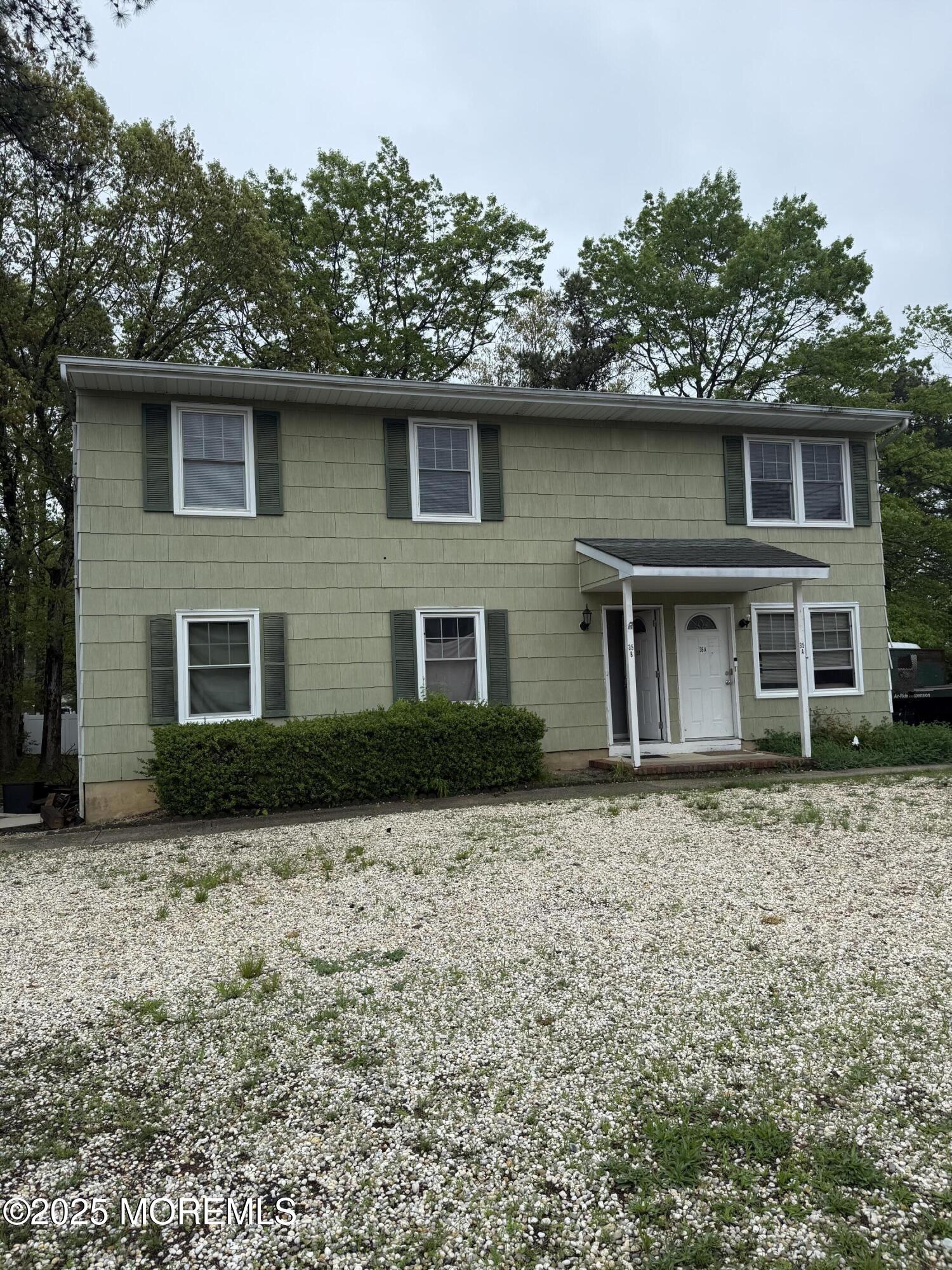 35 Atlantis Avenue #B