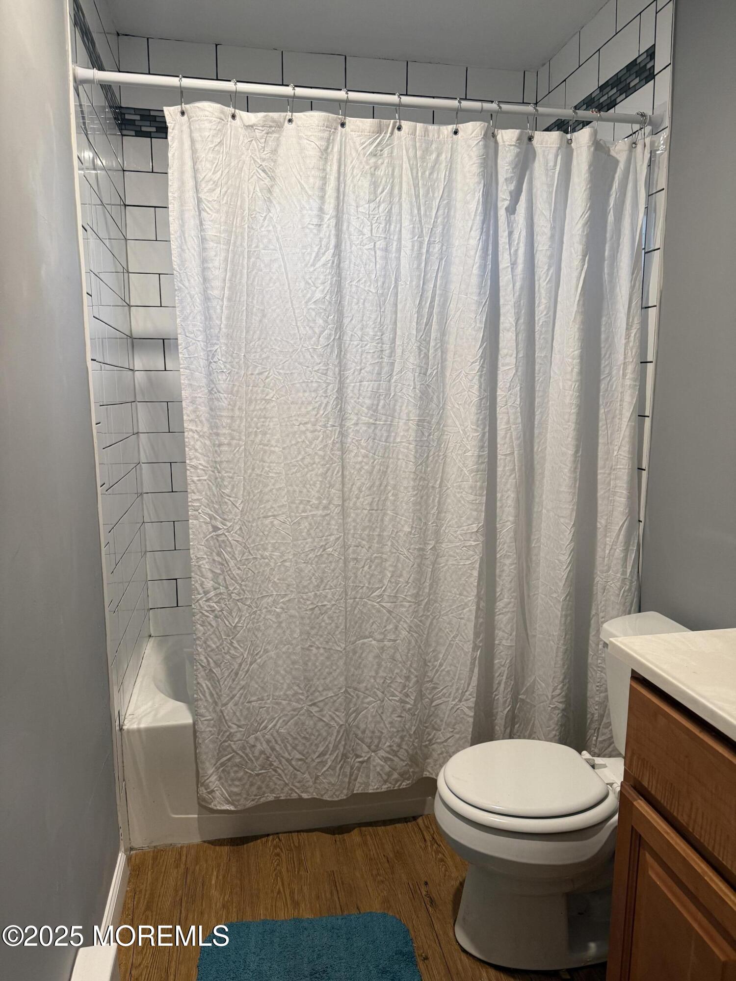 35 Atlantis Avenue #B